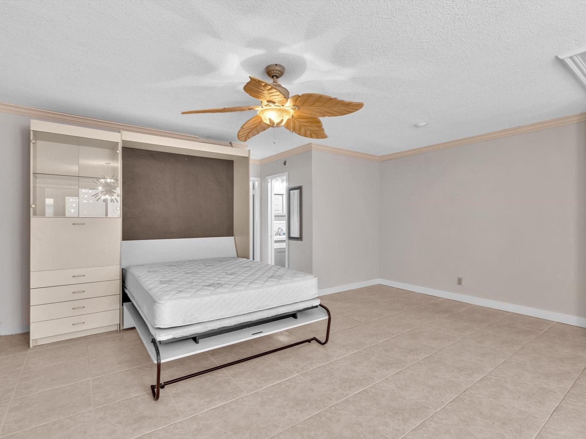 2000 Diana Drive, Hallandale Beach, FL 33009 — photo 33 of 65
