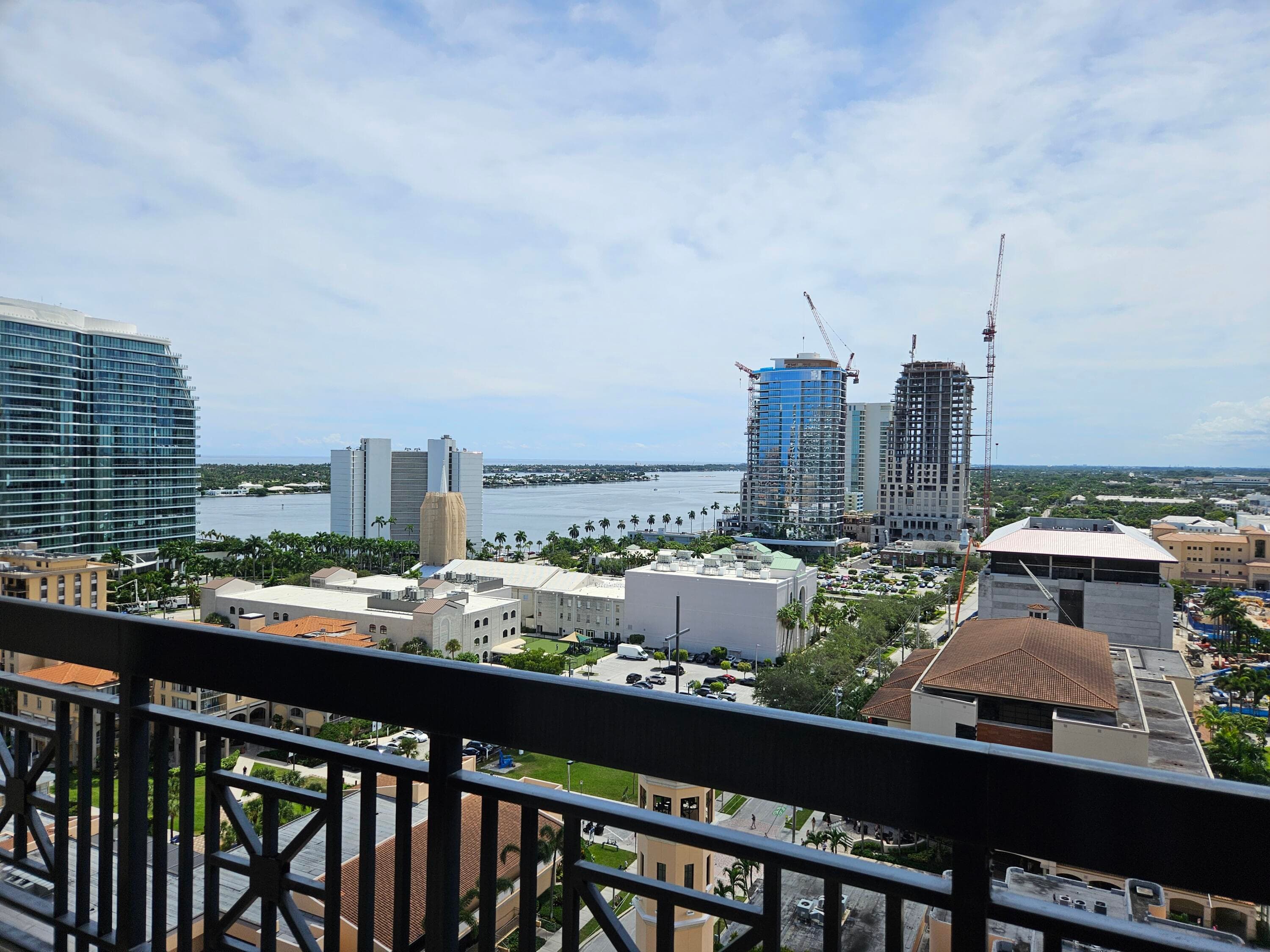 801 S Olive Avenue 1604, West Palm Beach, FL 33401 — photo 10 of 19