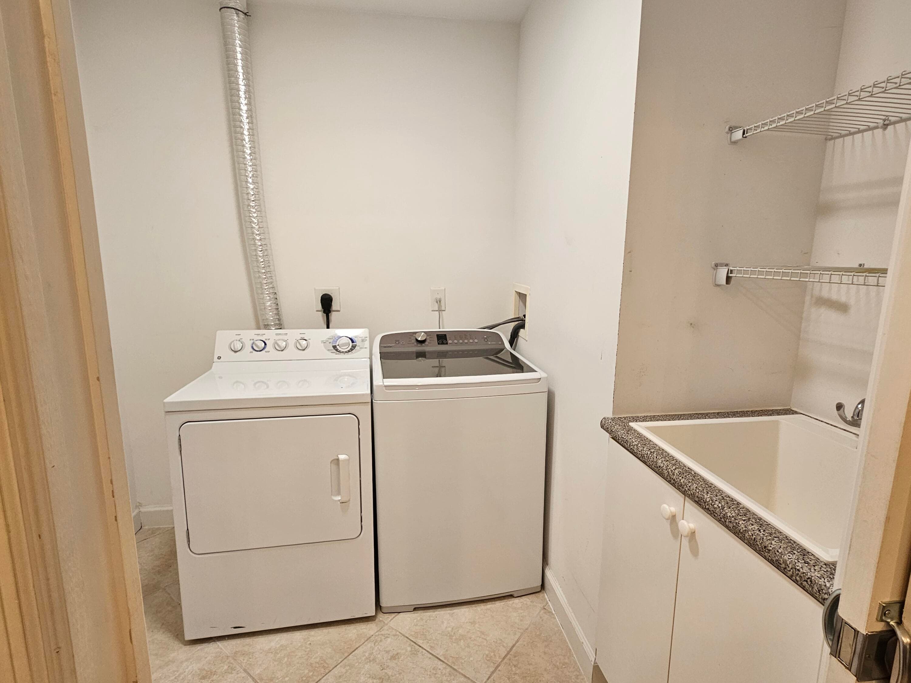 801 S Olive Avenue 1604, West Palm Beach, FL 33401 — photo 5 of 19
