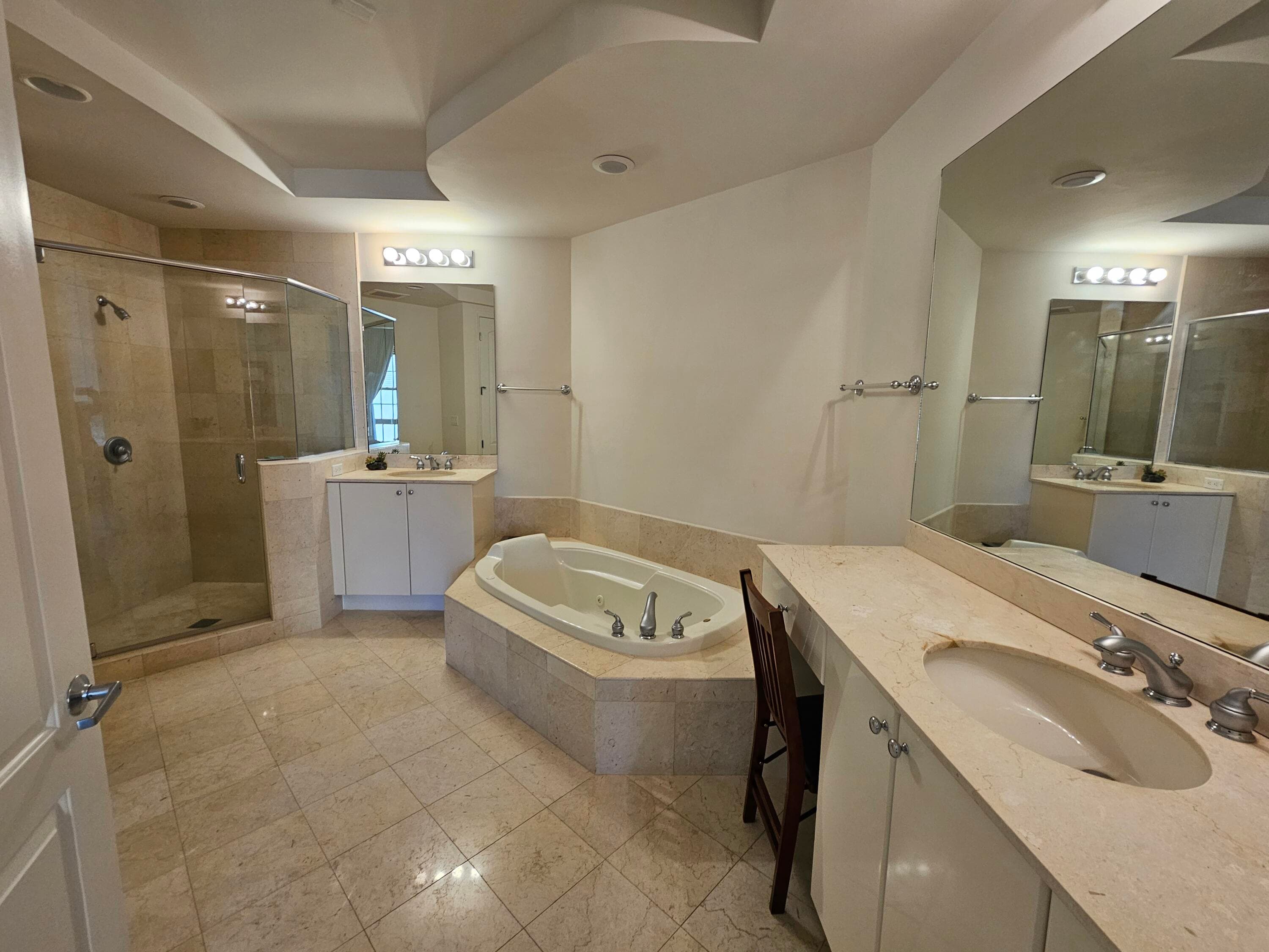 801 S Olive Avenue 1604, West Palm Beach, FL 33401 — photo 7 of 19
