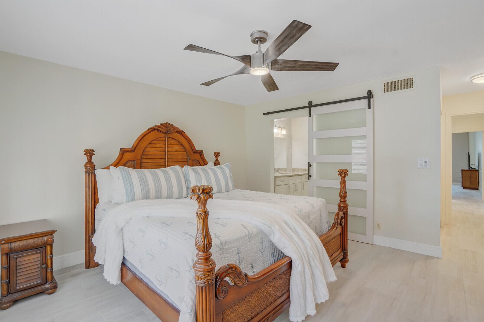 584 SE 20th Avenue 2, Deerfield Beach, FL 33441 — photo 23 of 31