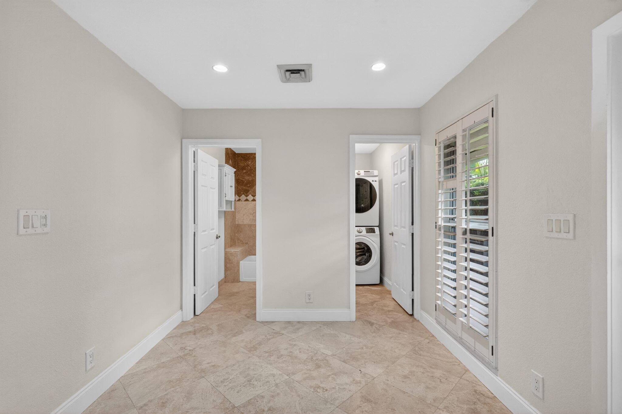 2213 NE 16th Street, Fort Lauderdale, FL 33304 — photo 21 of 59