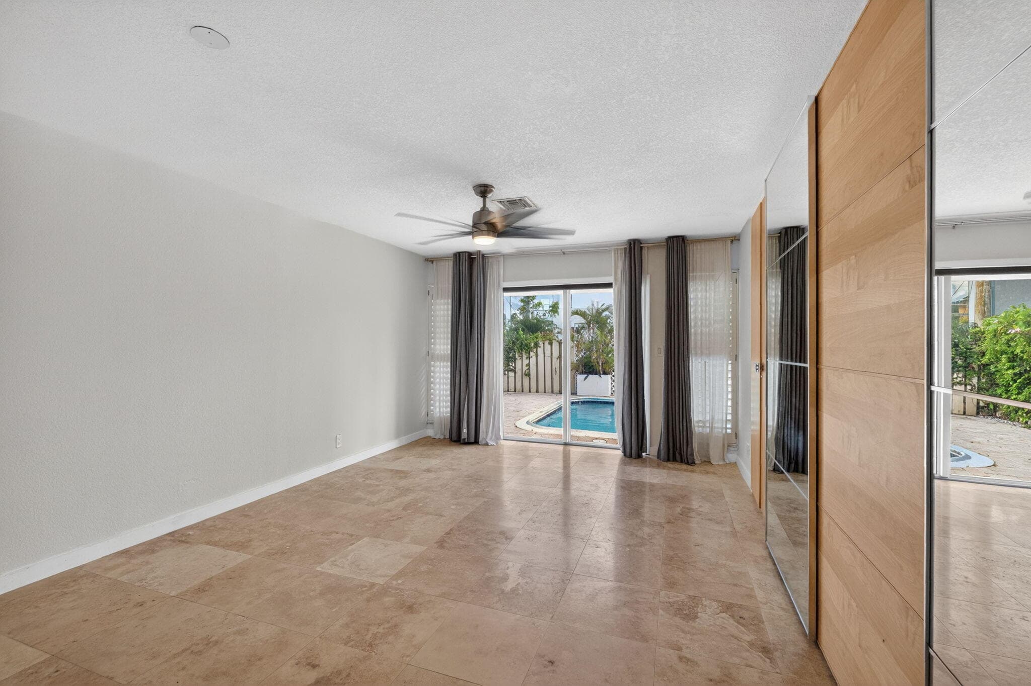 2213 NE 16th Street, Fort Lauderdale, FL 33304 — photo 28 of 59