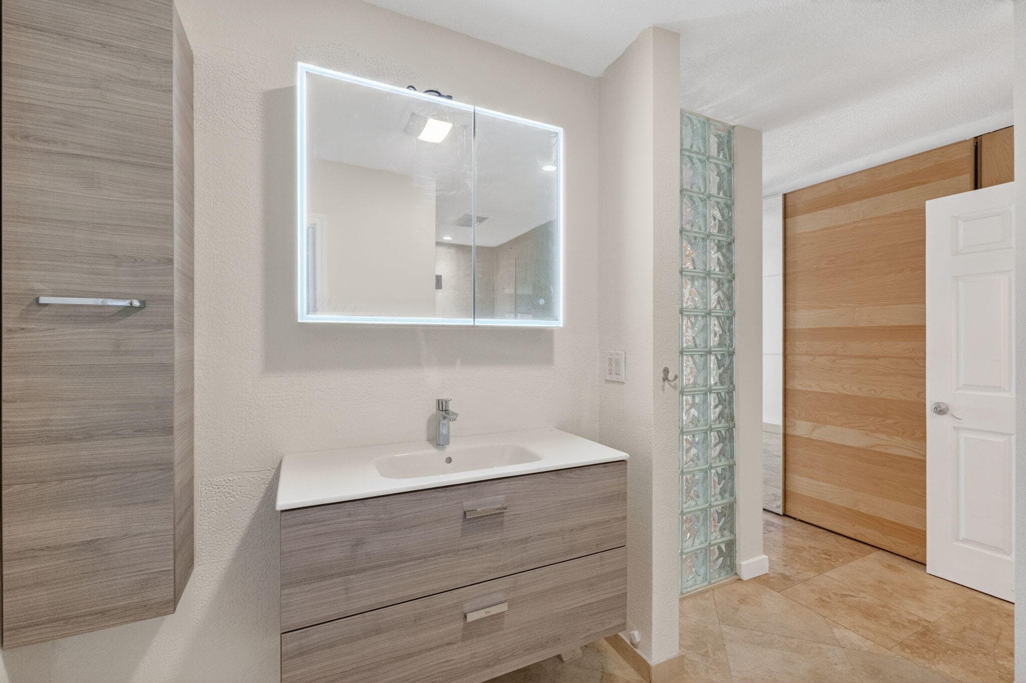 2213 NE 16th Street, Fort Lauderdale, FL 33304 — photo 32 of 59