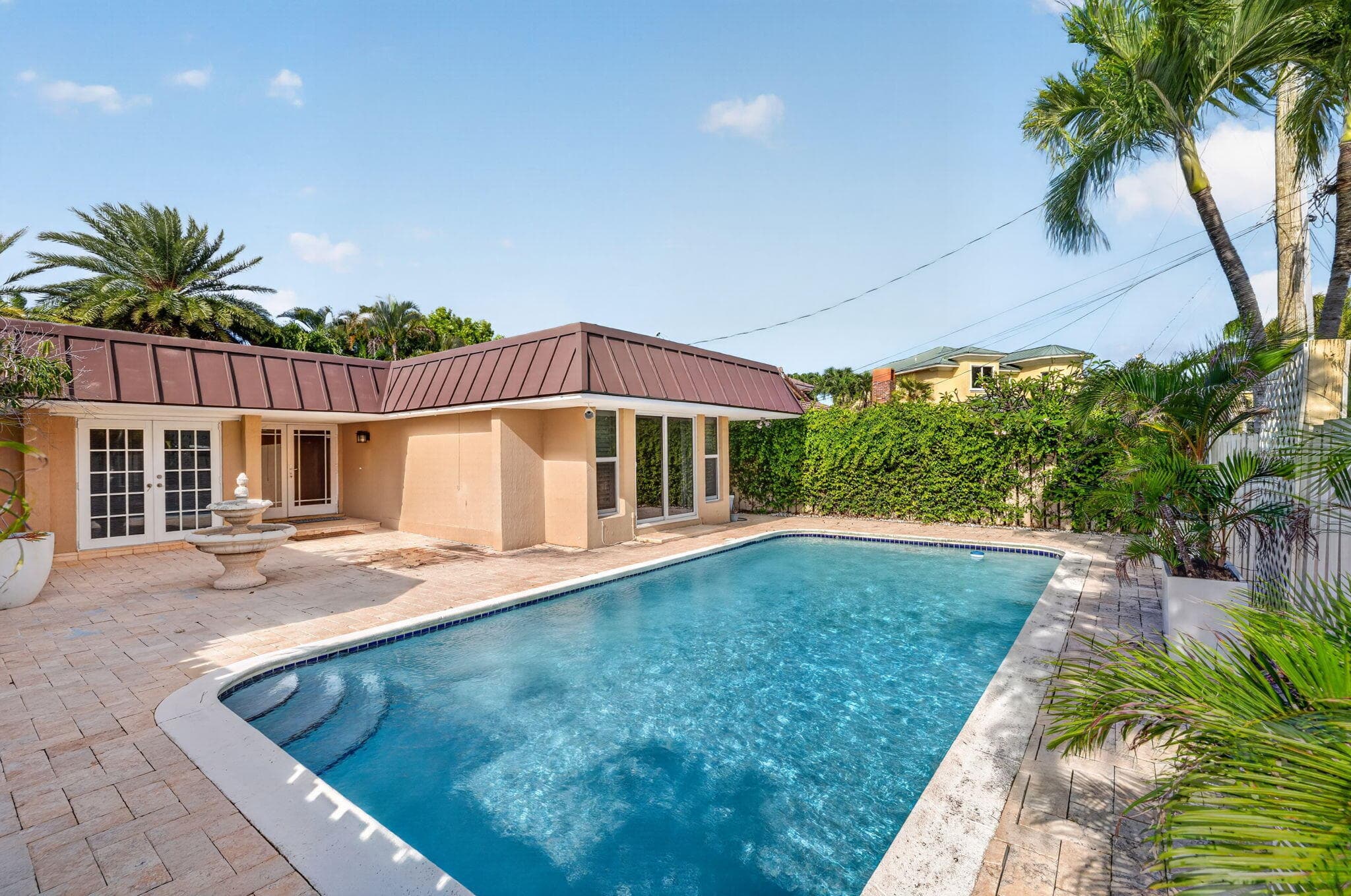2213 NE 16th Street, Fort Lauderdale, FL 33304 — photo 37 of 59