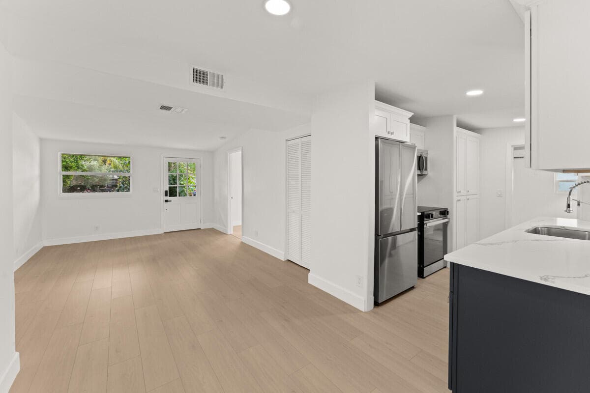 3797 Bahama Road, Palm Beach Gardens, FL 33410 — photo 17 of 33