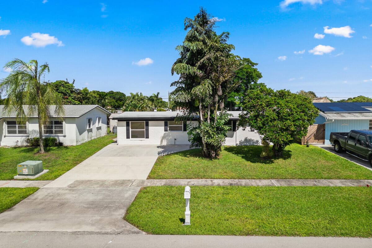 3797 Bahama Road, Palm Beach Gardens, FL 33410 — photo 29 of 33