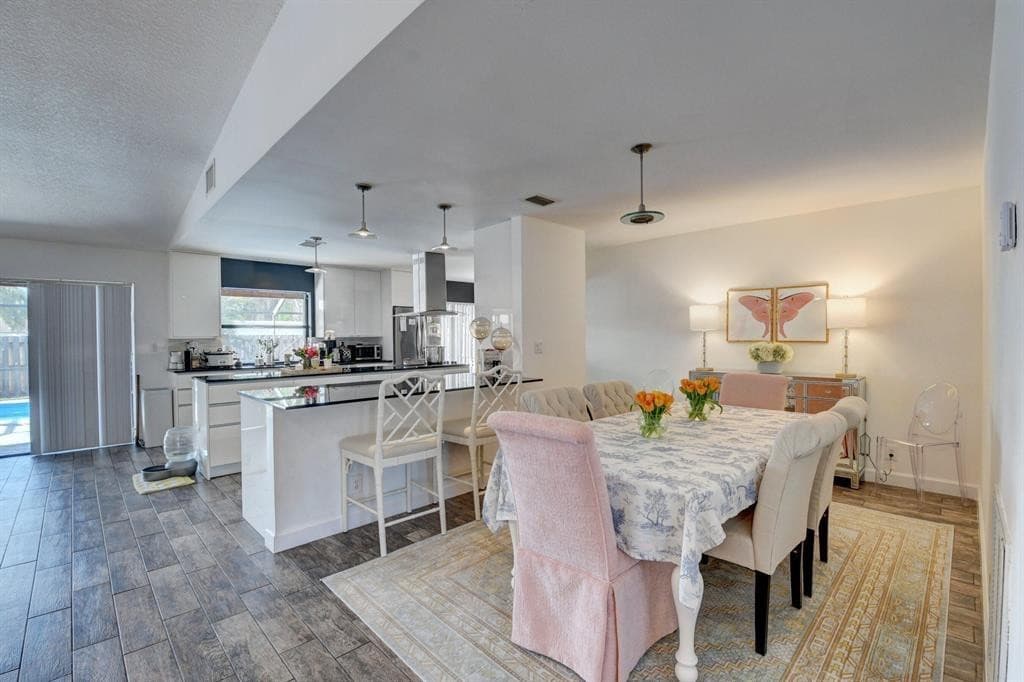 17679 Woodview Terrace, Boca Raton, FL 33487 — photo 8 of 46
