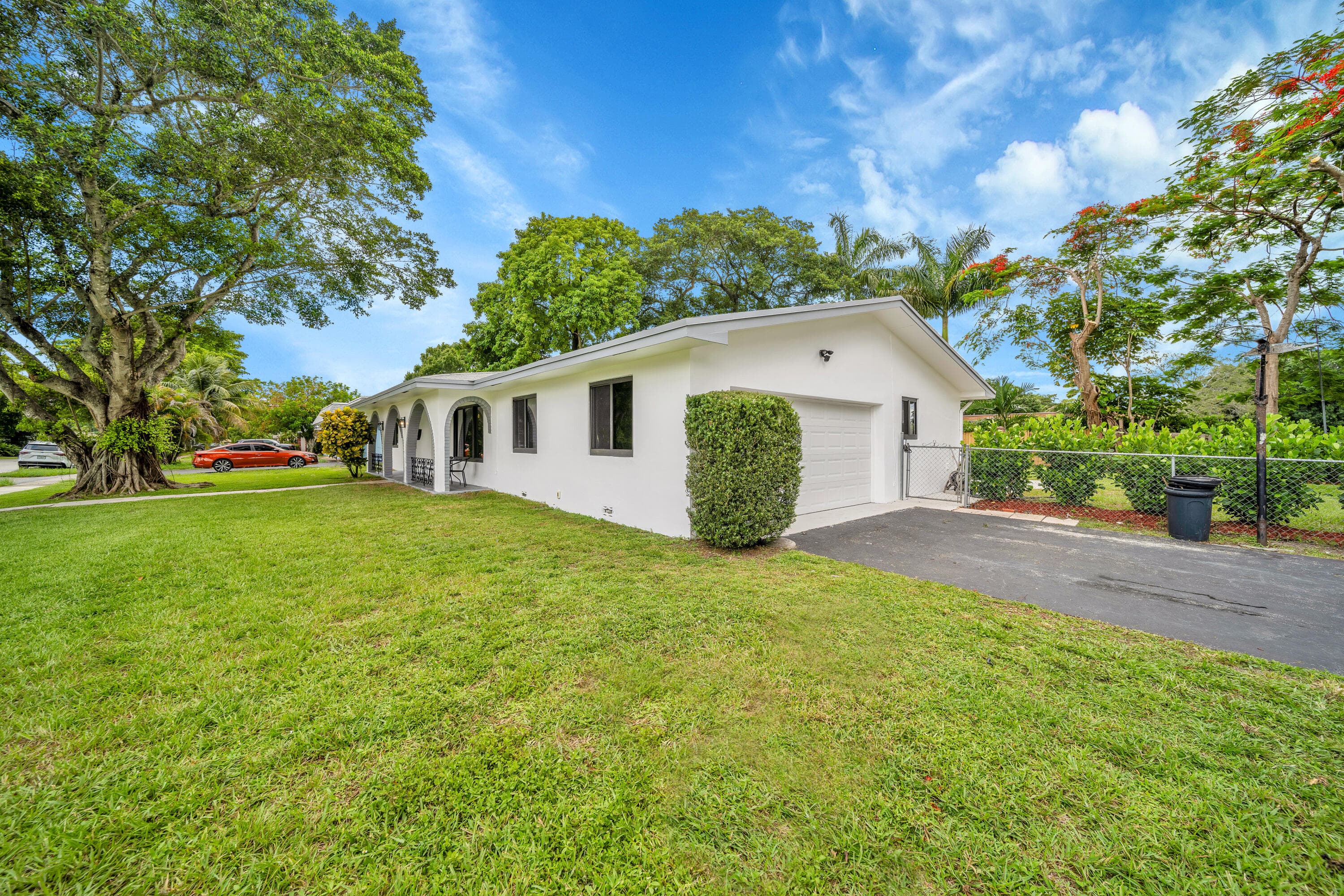 7301 NW 13th Court, Plantation, FL 33313 — photo 6 of 36