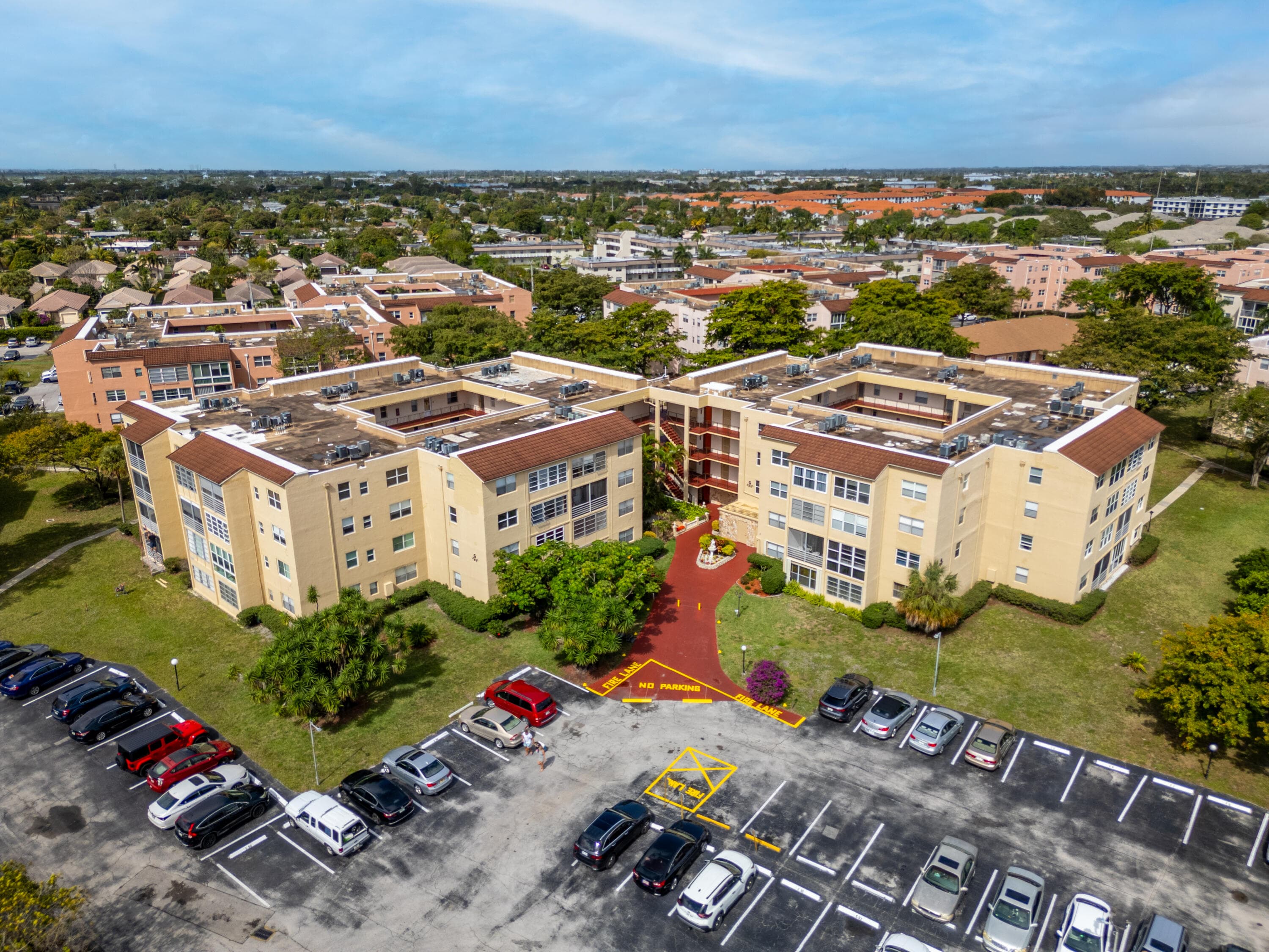 2801 Somerset Drive, Lauderdale Lakes, FL 33311 — photo 23 of 25