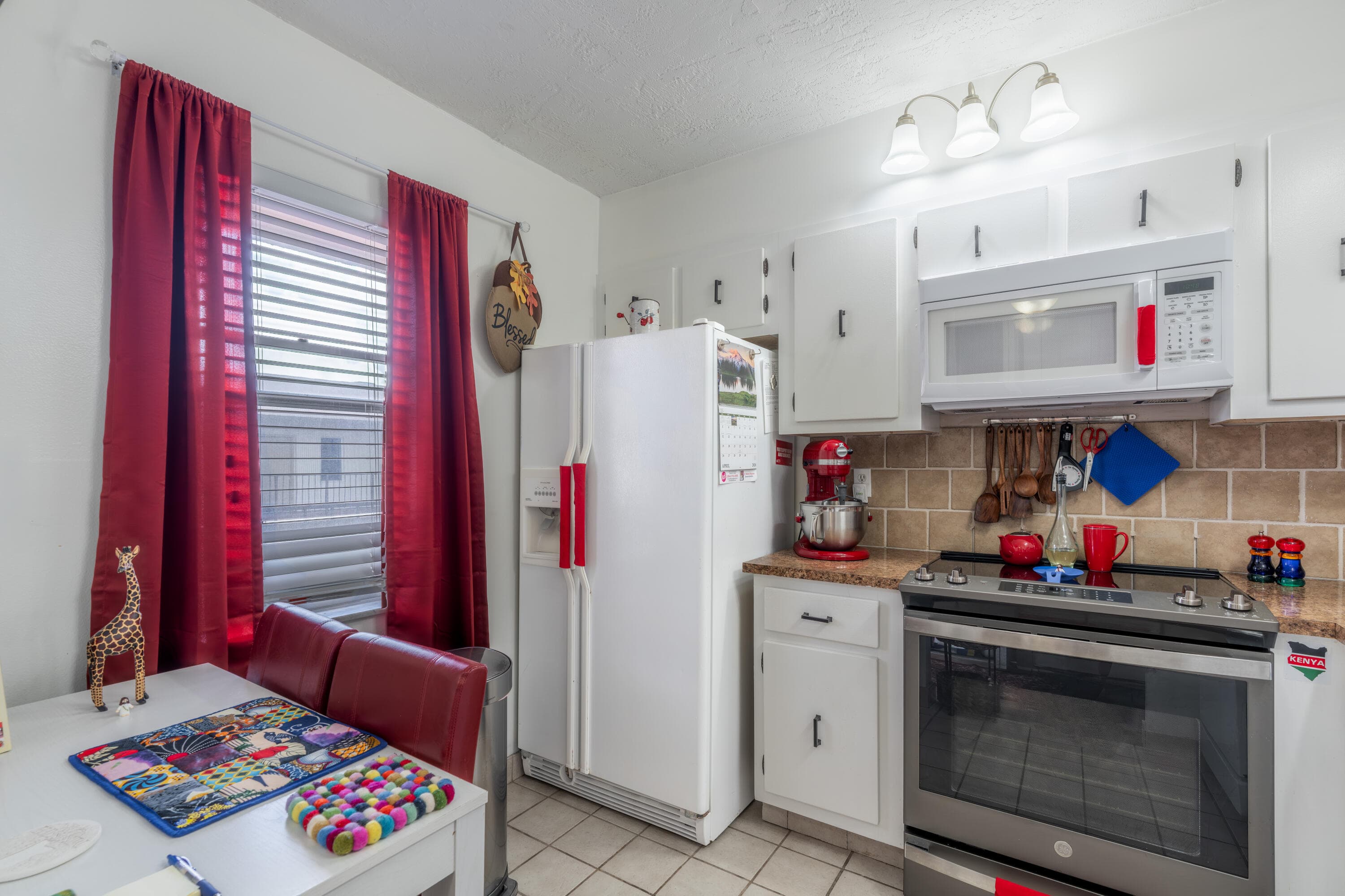 2801 Somerset Drive, Lauderdale Lakes, FL 33311 — photo 9 of 25