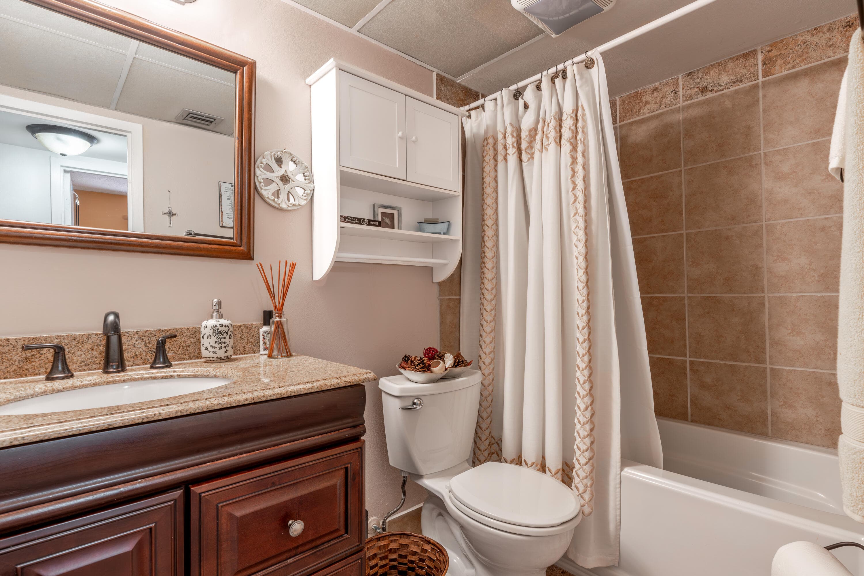 2801 Somerset Drive, Lauderdale Lakes, FL 33311 — photo 6 of 25