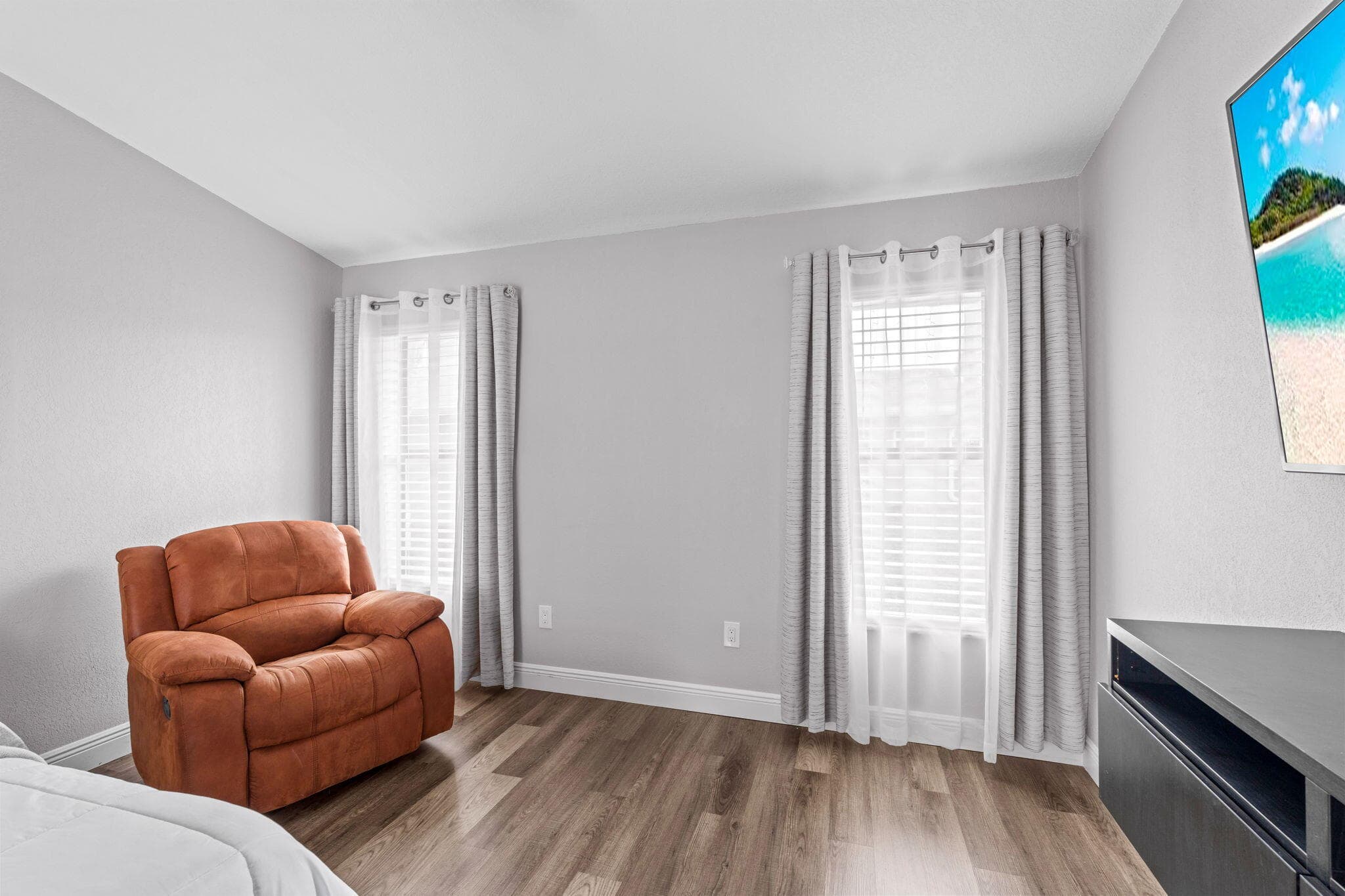 10218 NW 71st Place, Tamarac, FL 33321 — photo 10 of 41