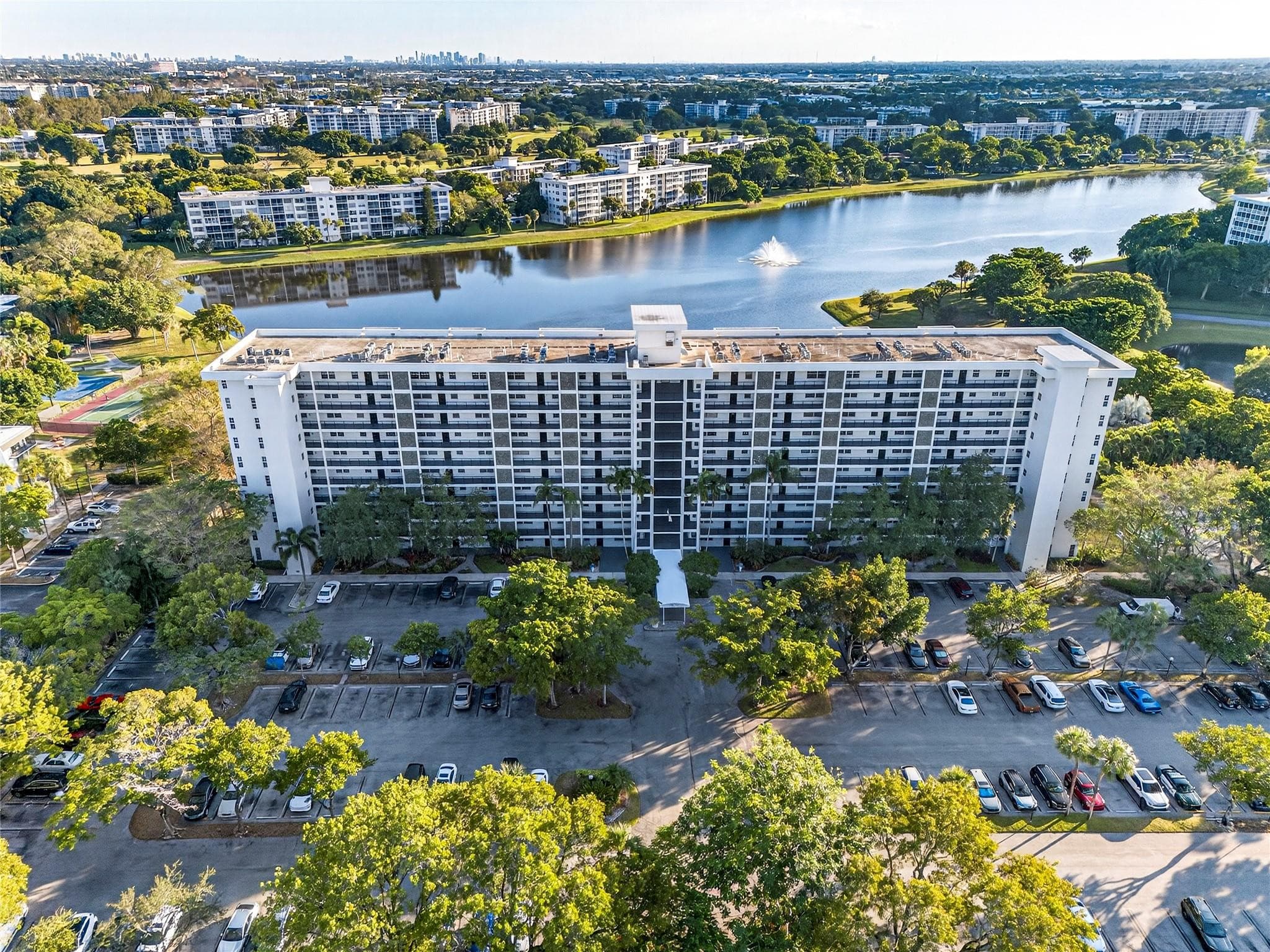 2900 N Course Drive 607, Pompano Beach, FL 33069 — photo 4 of 48