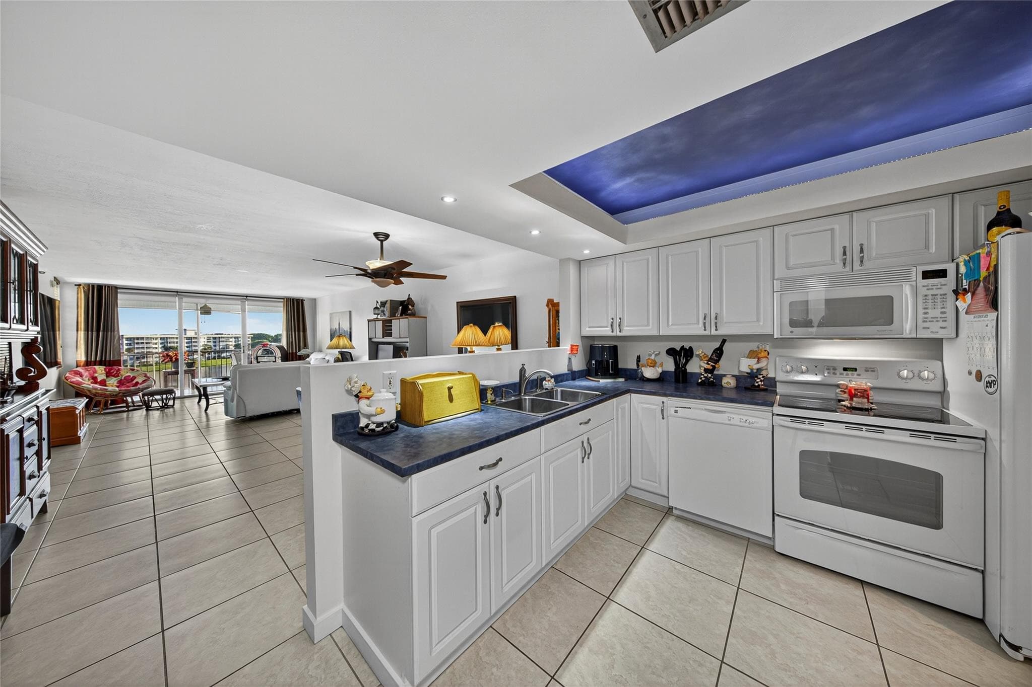 2900 N Course Drive 607, Pompano Beach, FL 33069 — photo 9 of 48