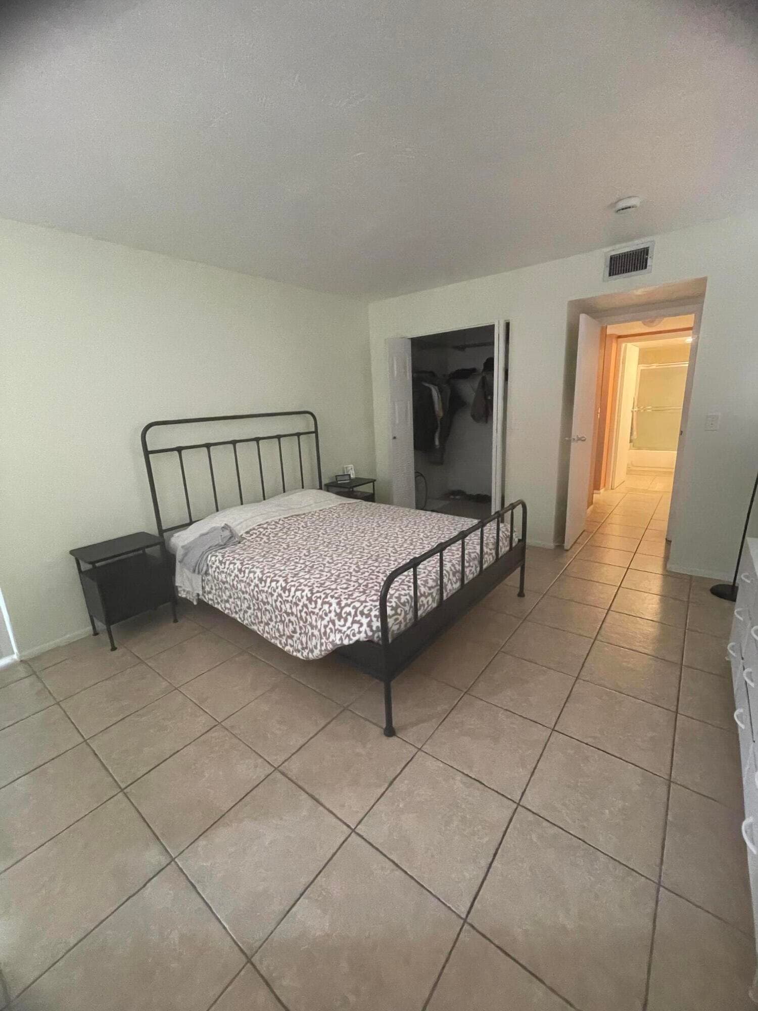 2821 Somerset Drive 118, Lauderdale Lakes, FL 33311 — photo 8 of 12
