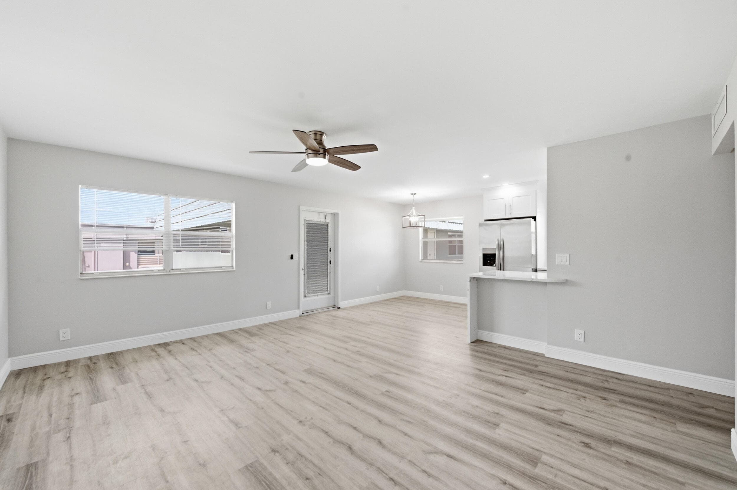 284 Flanders F, Delray Beach, FL 33484 — photo 7 of 75