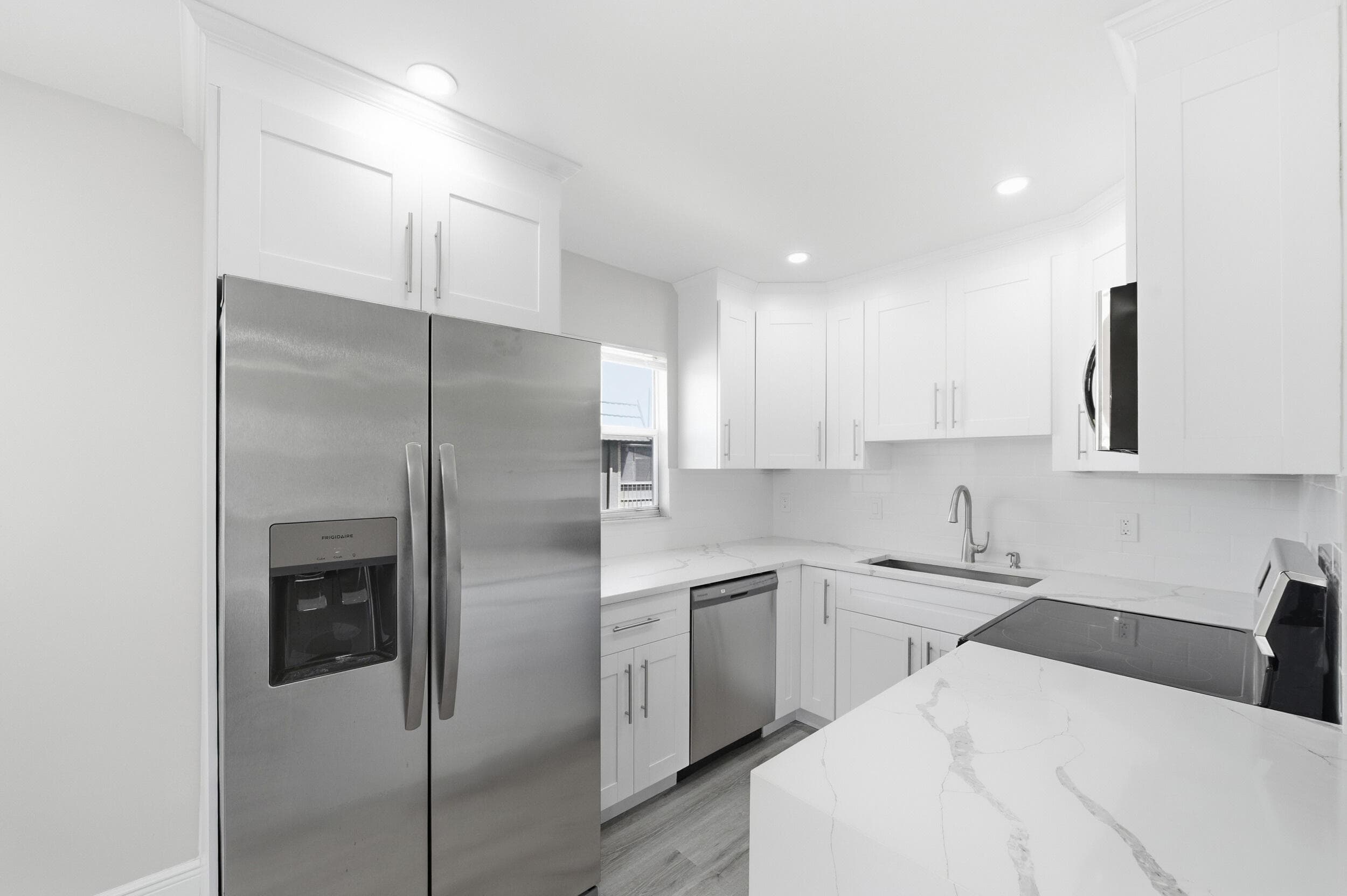 284 Flanders F, Delray Beach, FL 33484 — photo 14 of 75