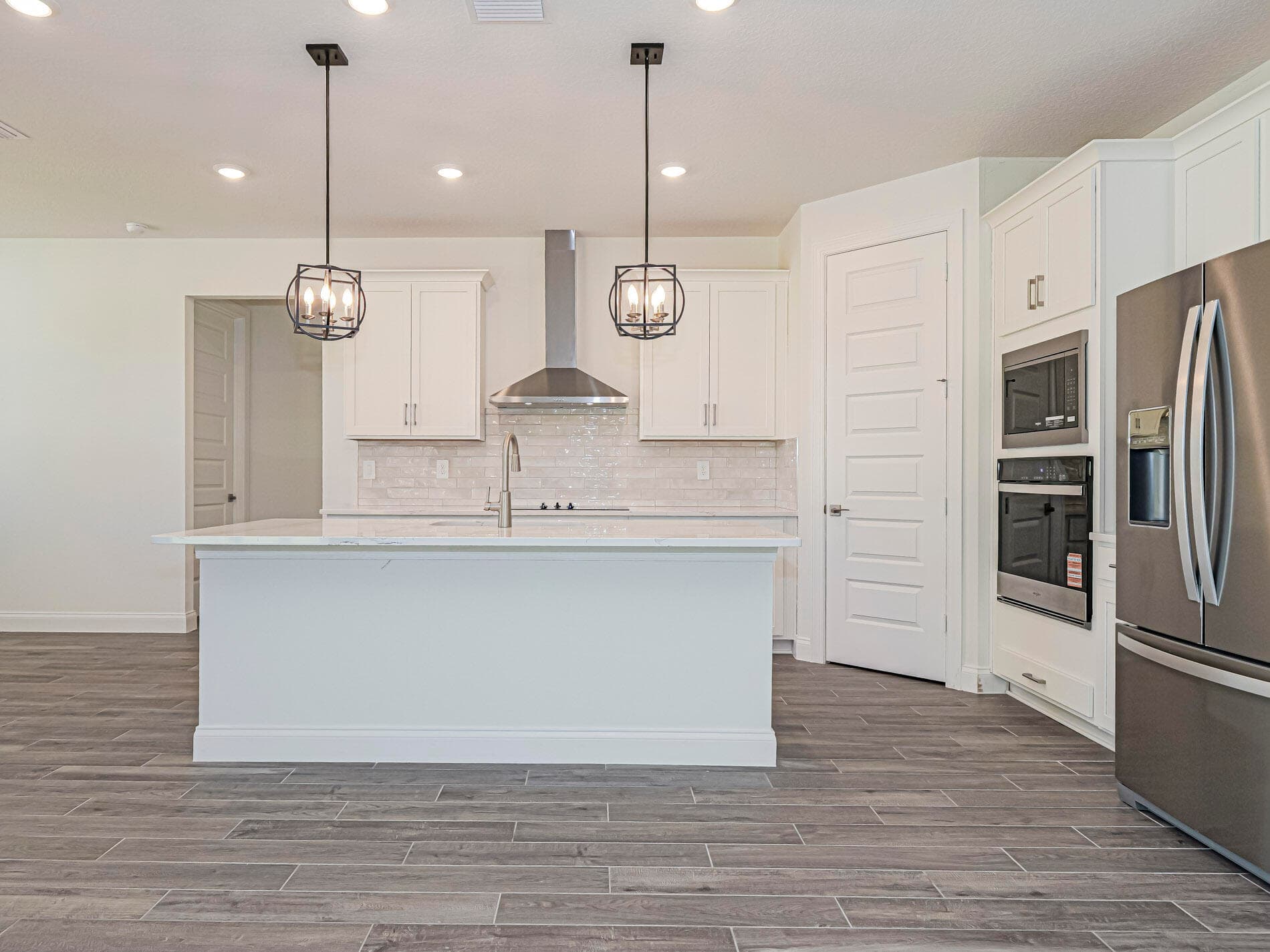 5637 Hampton Park Circle, Vero Beach, FL 32966 — photo 10 of 39