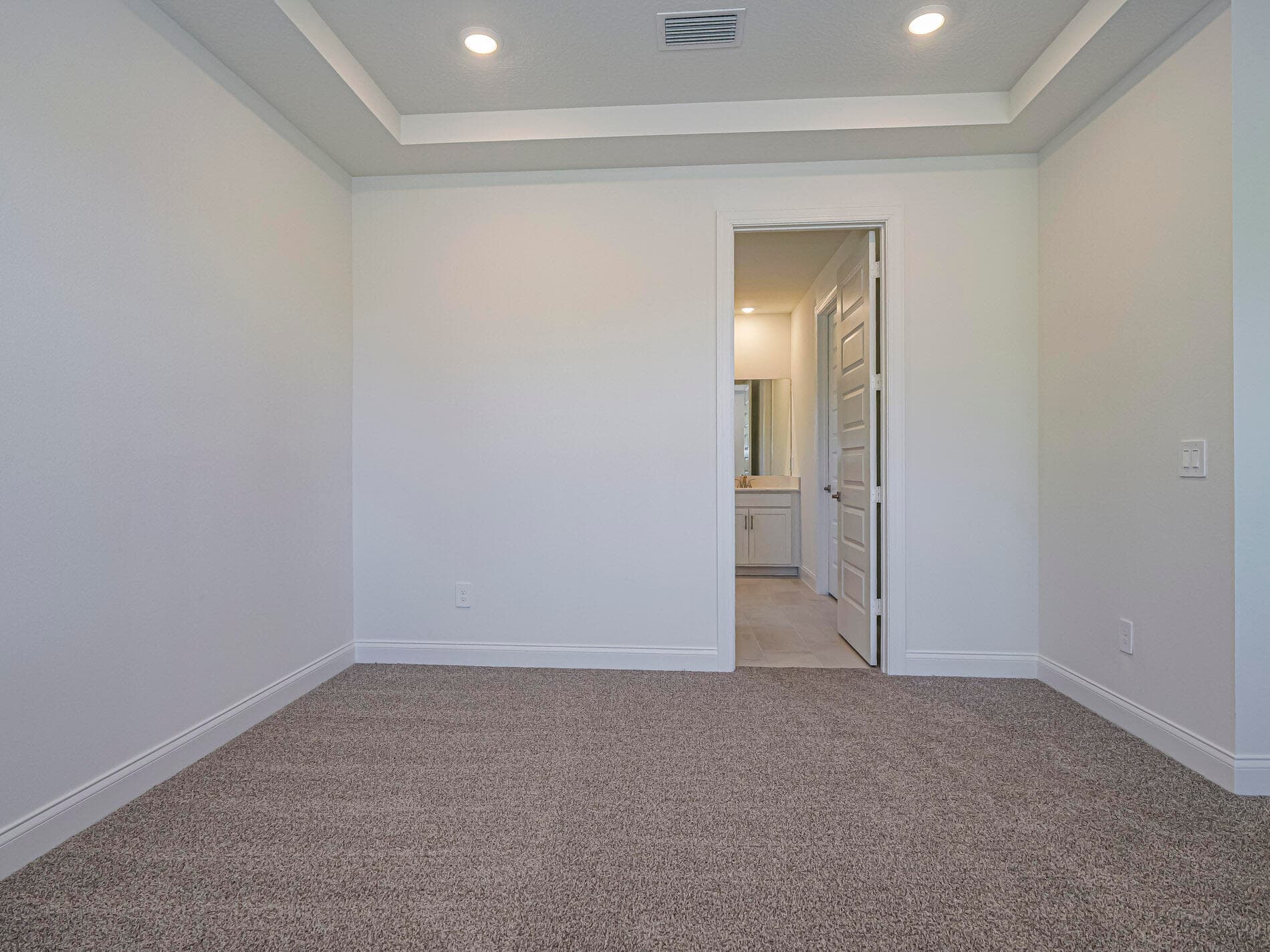 5637 Hampton Park Circle, Vero Beach, FL 32966 — photo 19 of 39