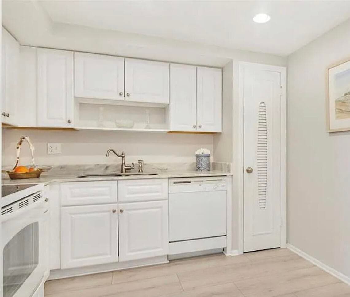 3800 Washington Road 310, West Palm Beach, FL 33405 — photo 3 of 15