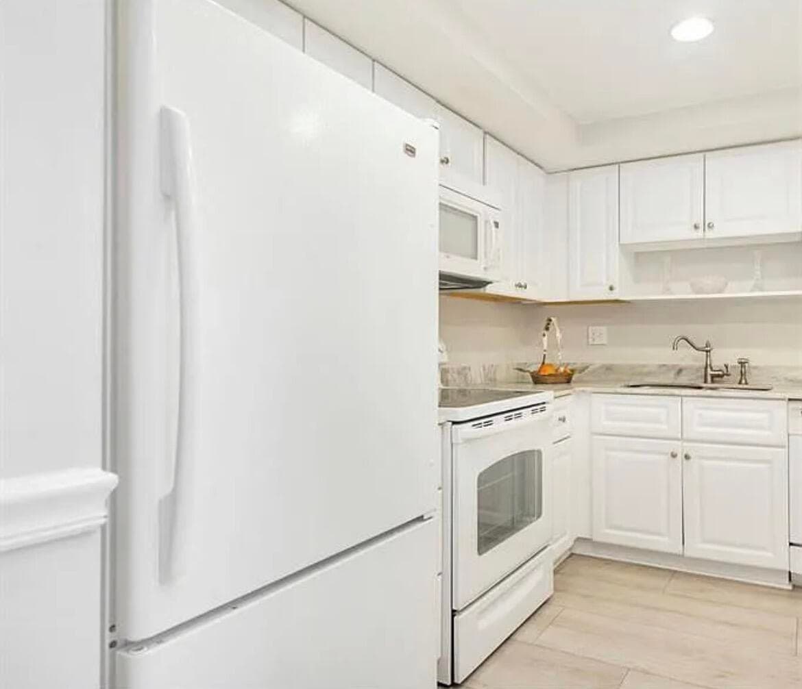 3800 Washington Road 310, West Palm Beach, FL 33405 — photo 4 of 15
