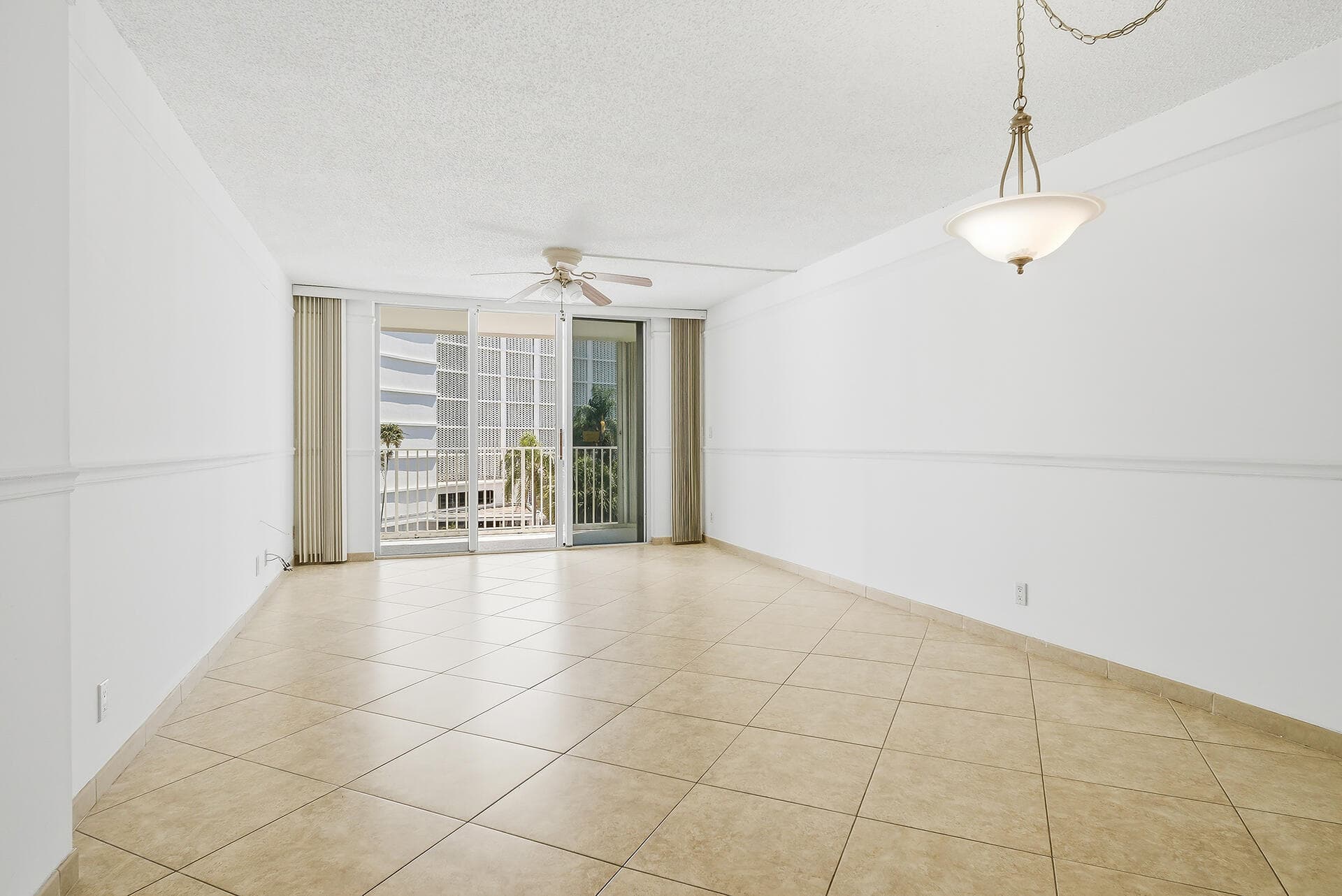 3580 S Ocean Boulevard 4c, South Palm Beach, FL 33480 — photo 7 of 44