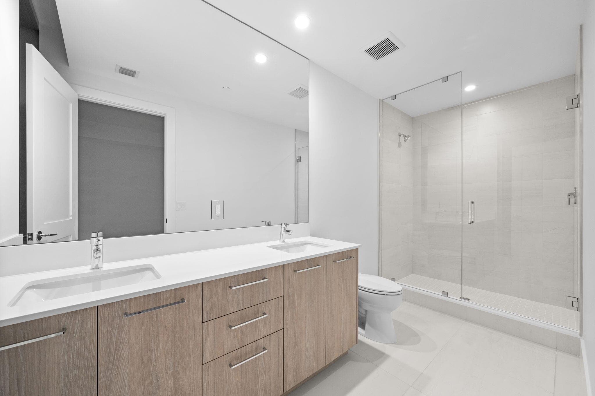 151 N Seabreeze Boulevard E1504, Fort Lauderdale, FL 33304 — photo 25 of 57