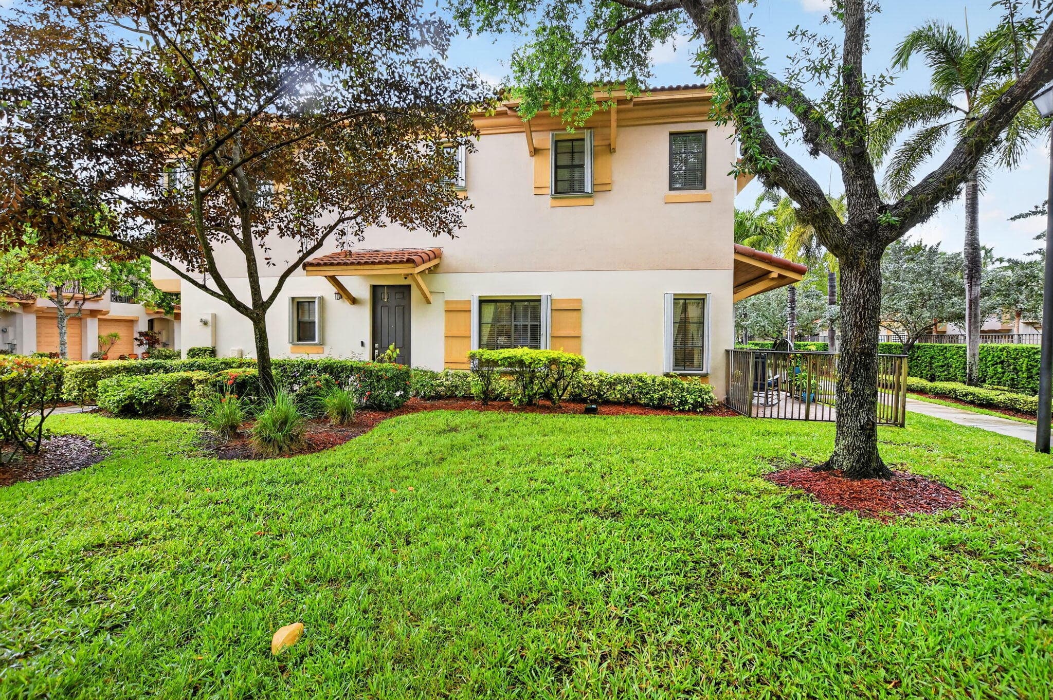 4751 Cypress Street, Coconut Creek, FL 33073 — photo 4 of 40