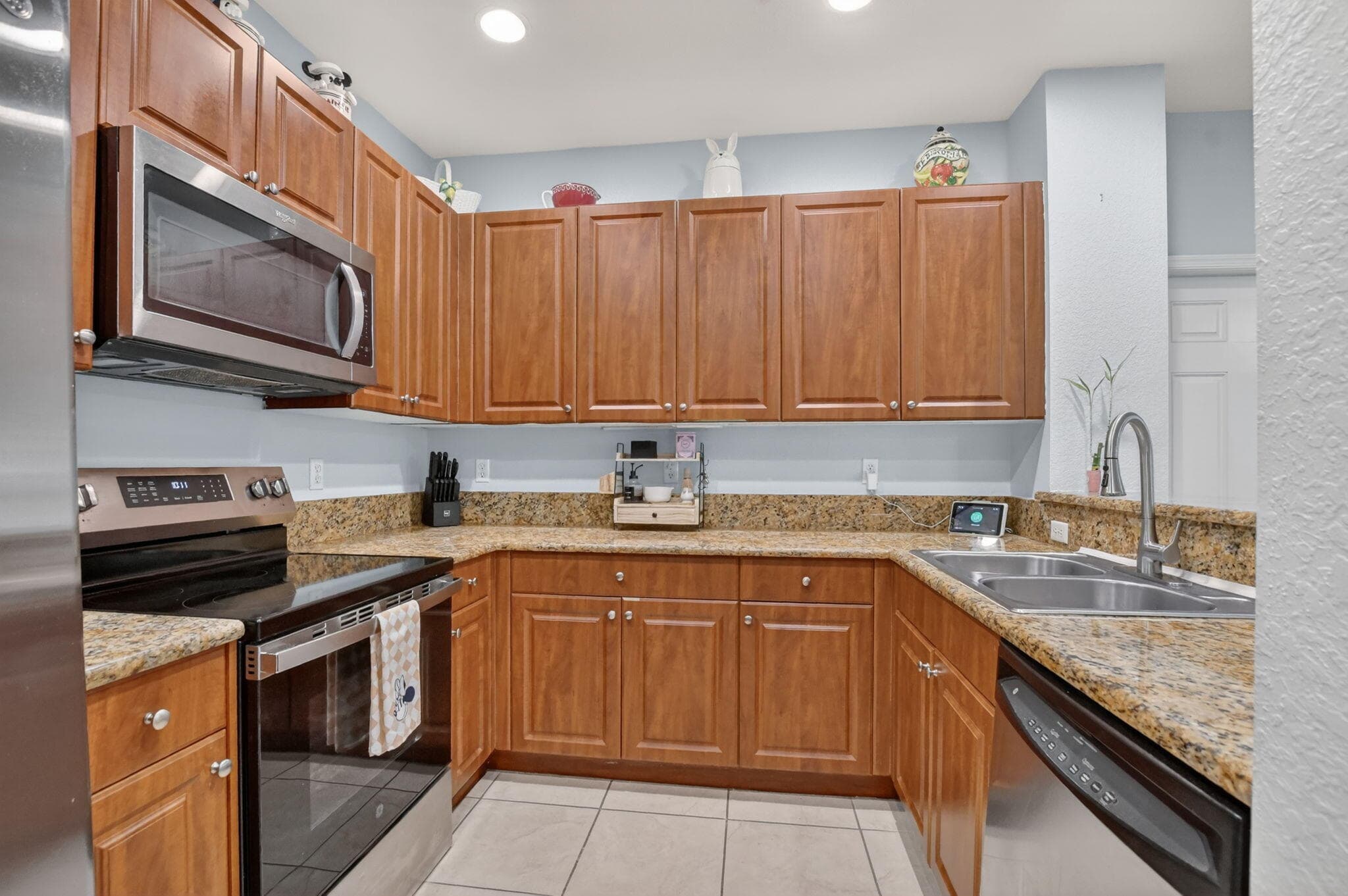 4751 Cypress Street, Coconut Creek, FL 33073 — photo 12 of 40