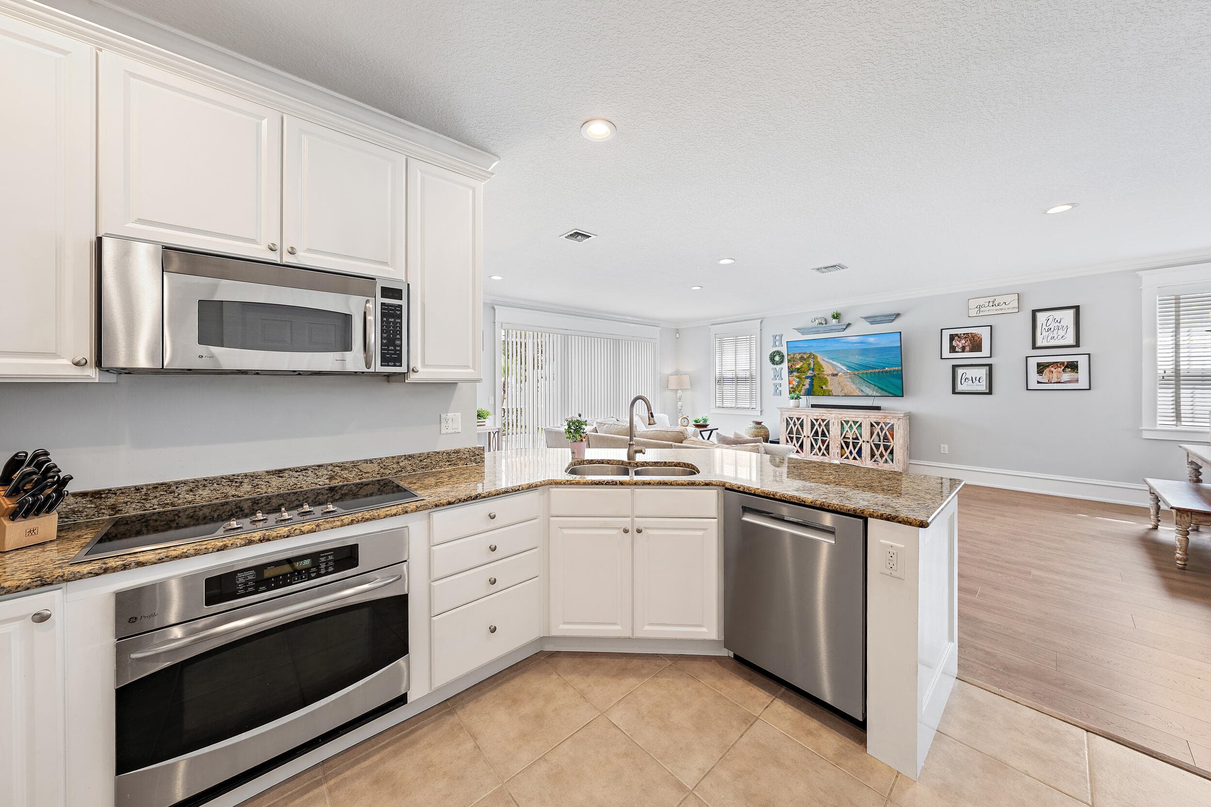1373 Islamorada Drive, Jupiter, FL 33458 — photo 21 of 48
