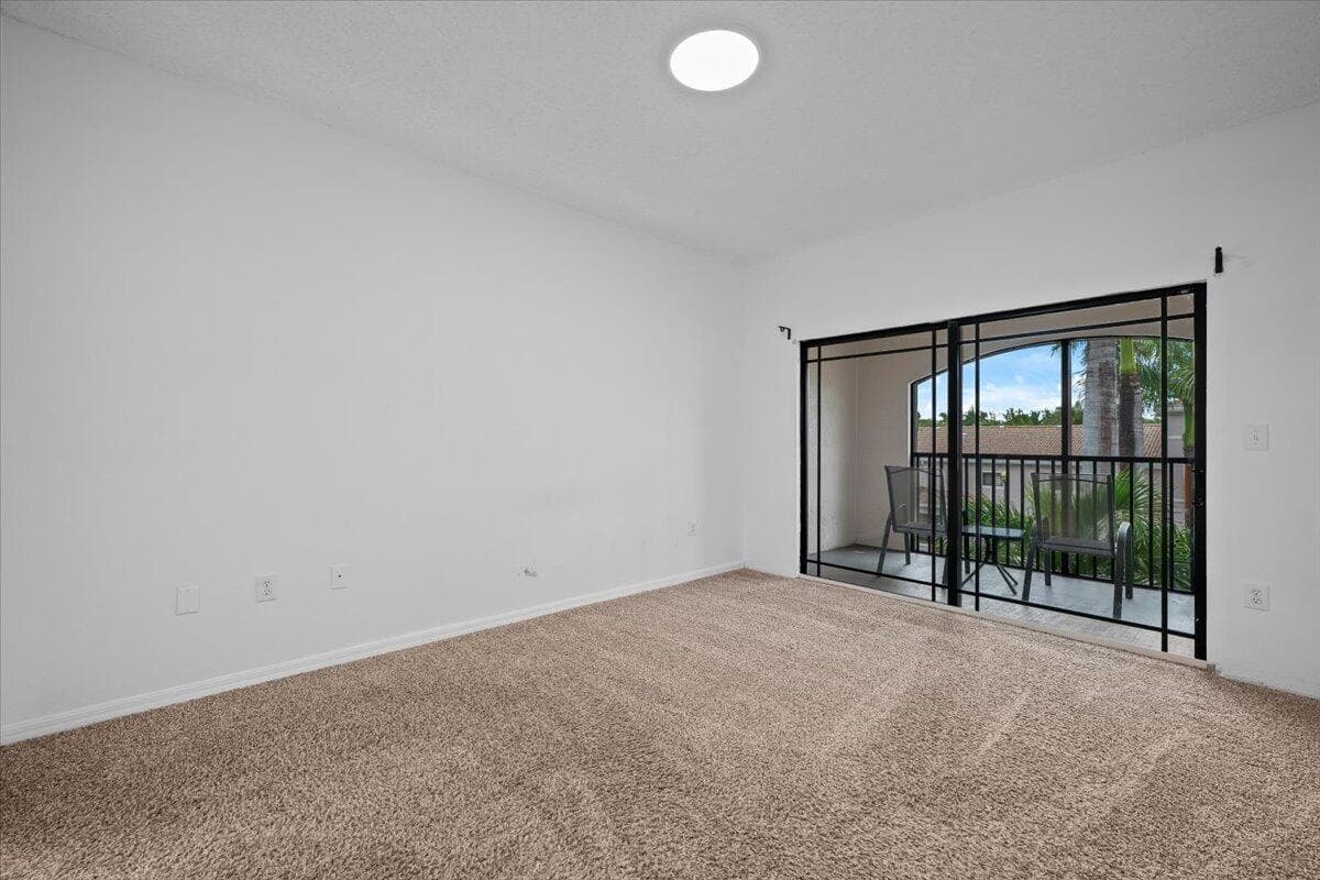 2804 Sarento Place 303, Palm Beach Gardens, FL 33410 — photo 8 of 51
