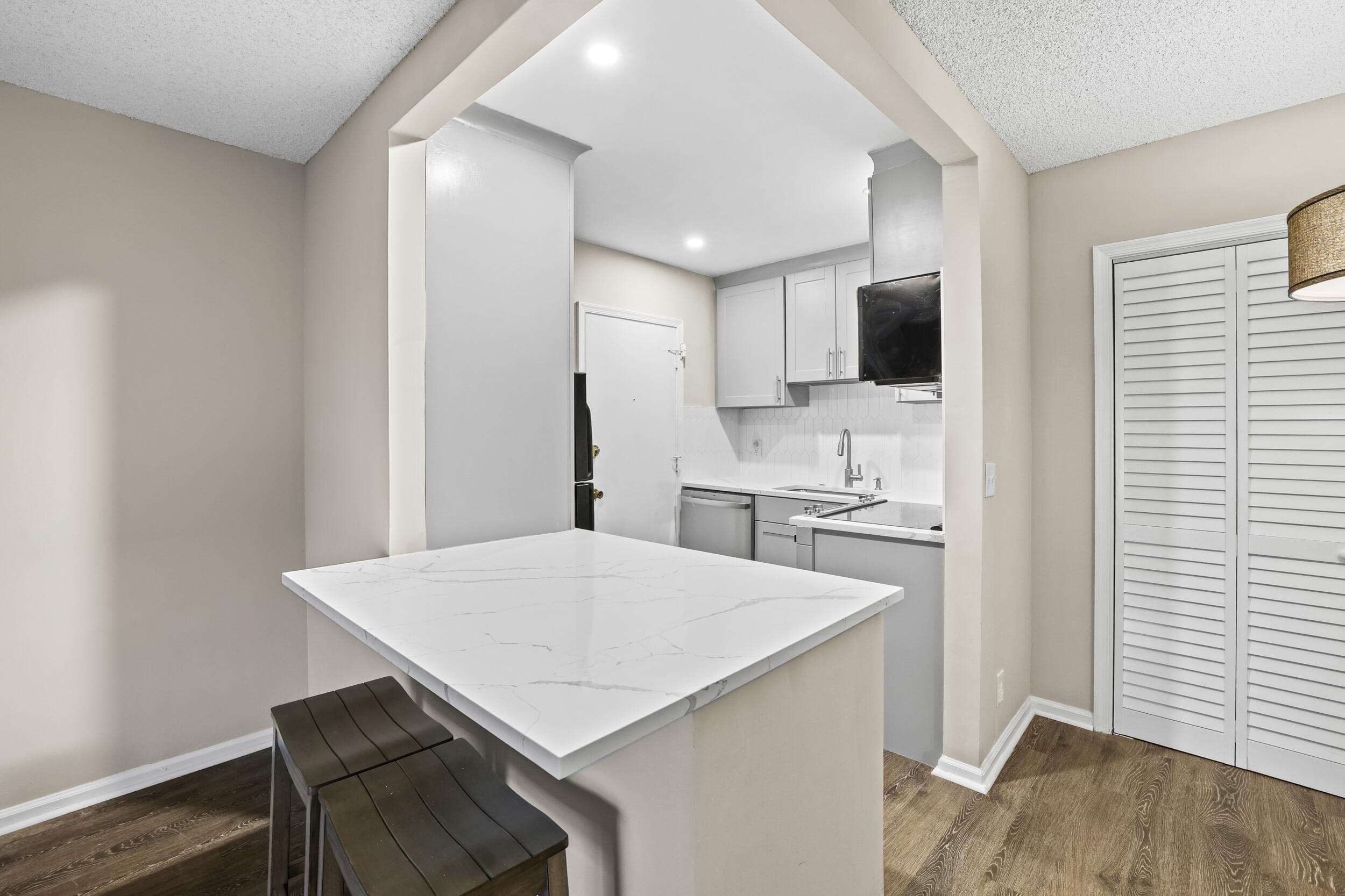 2211 NE 67th Street 1131, Fort Lauderdale, FL 33308 — photo 5 of 31