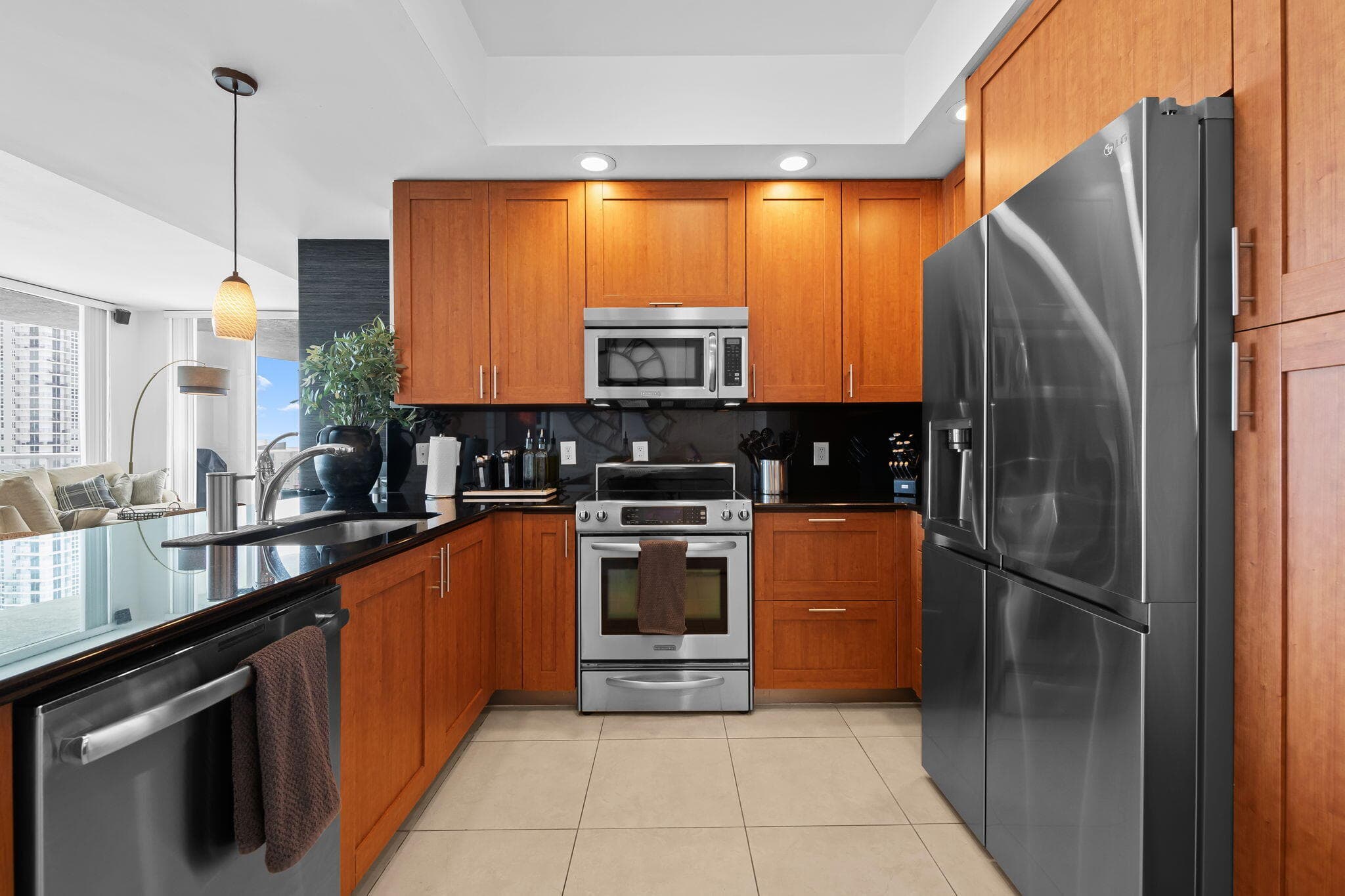 315 NE 3rd Avenue 1506, Fort Lauderdale, FL 33301 — photo 12 of 35