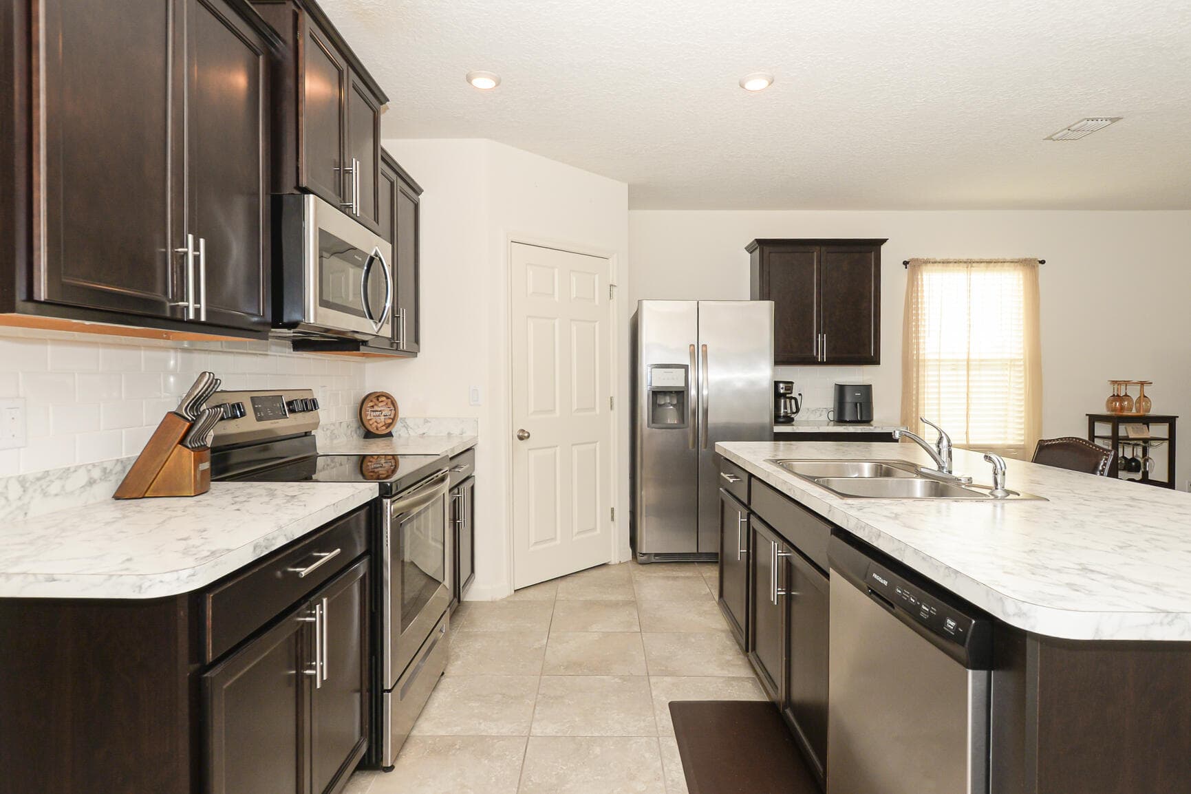 567 SW Paar Drive, Port St. Lucie, FL 34953 — photo 7 of 36