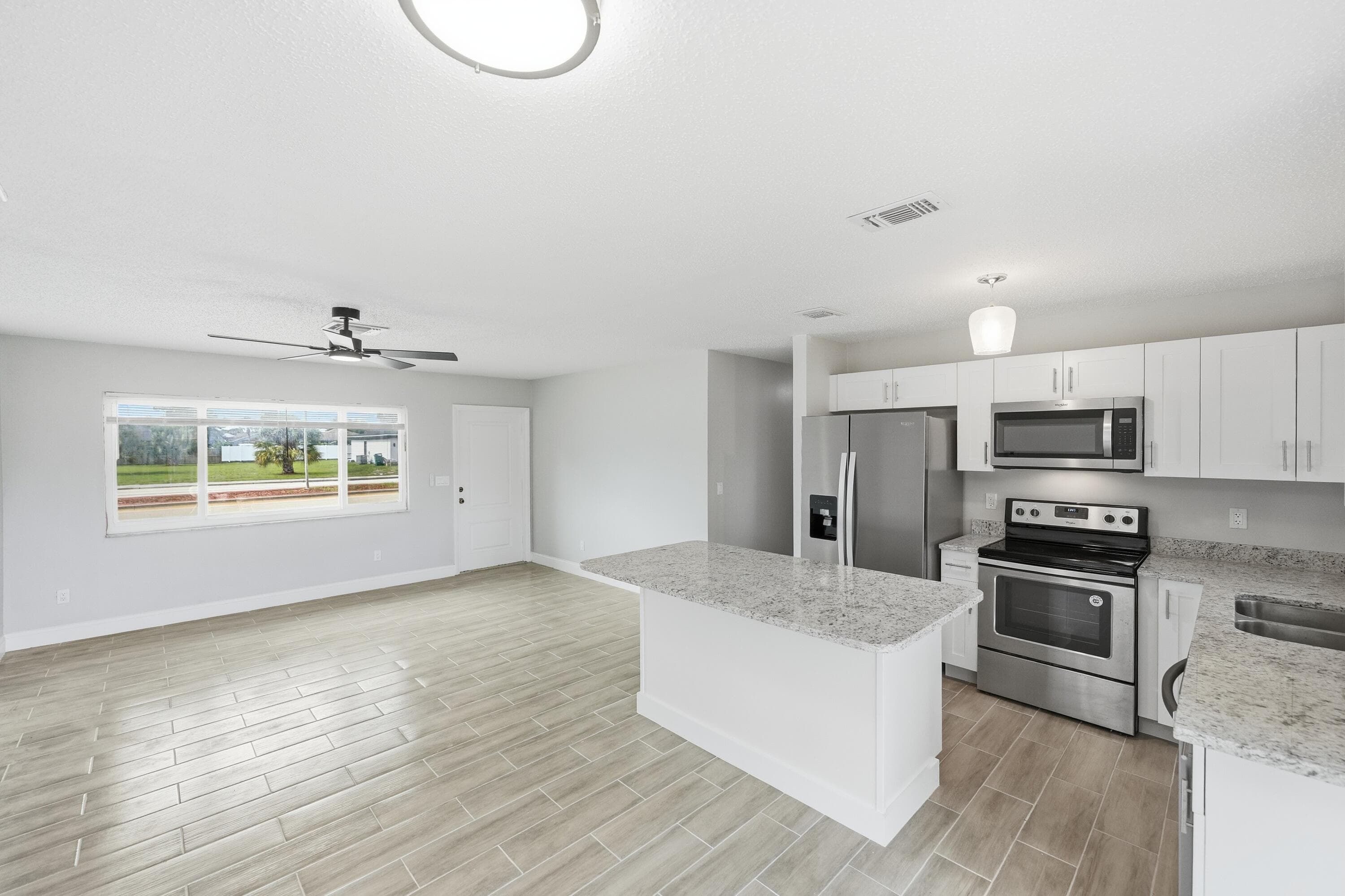651 SE Port St Lucie Boulevard, Port St. Lucie, FL 34984 — photo 17 of 52