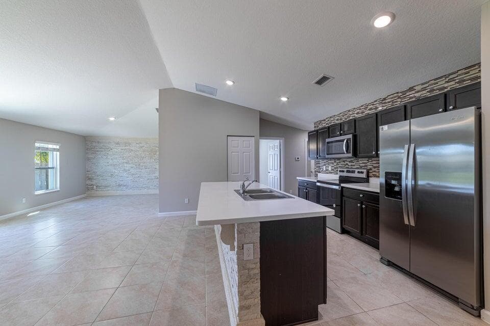 2372 SE Maslan Avenue, Port St. Lucie, FL 34952 — photo 12 of 44