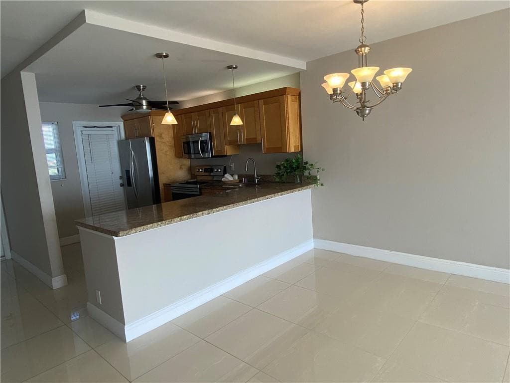 750 N Ocean Boulevard 1009, Pompano Beach, FL 33062 — photo 9 of 23
