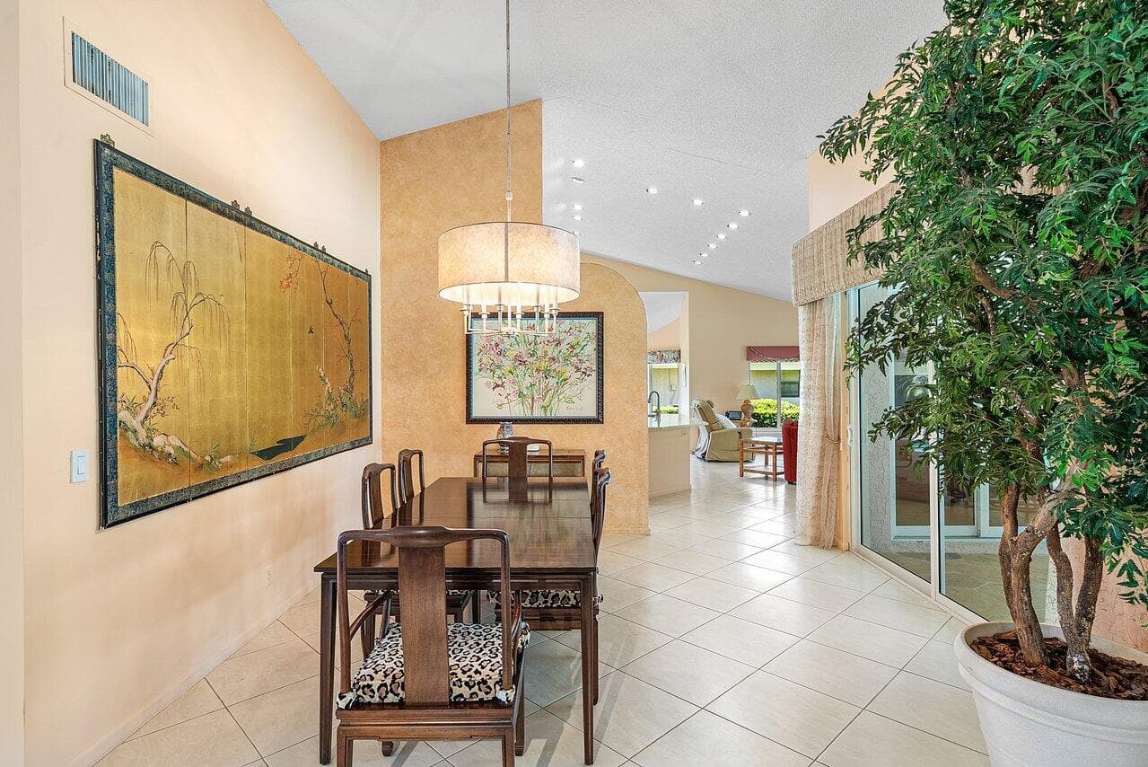 10215 Boca Woods Lane, Boca Raton, FL 33428 — photo 5 of 22