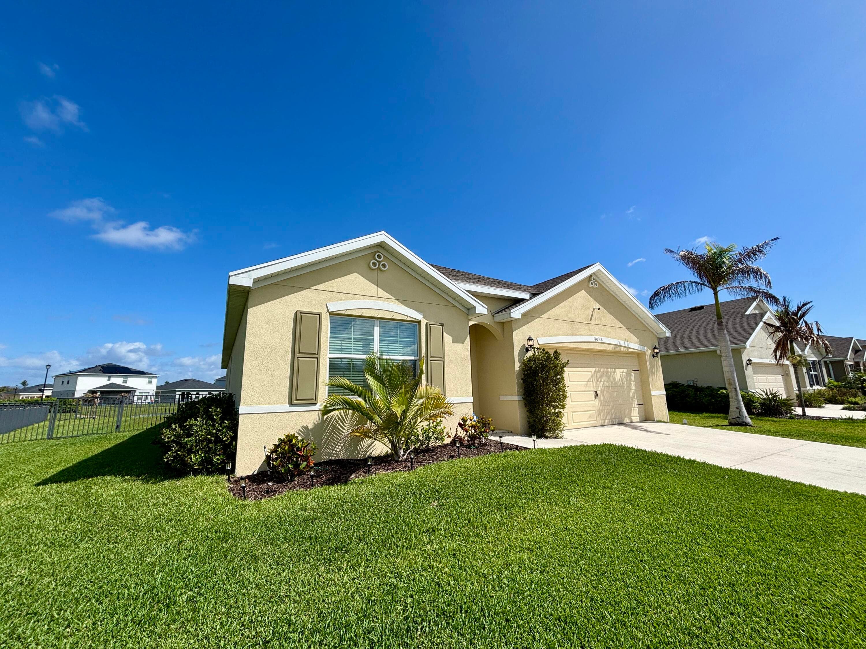 10736 SW Prato Way, Port St. Lucie, FL 34987 — photo 2 of 21