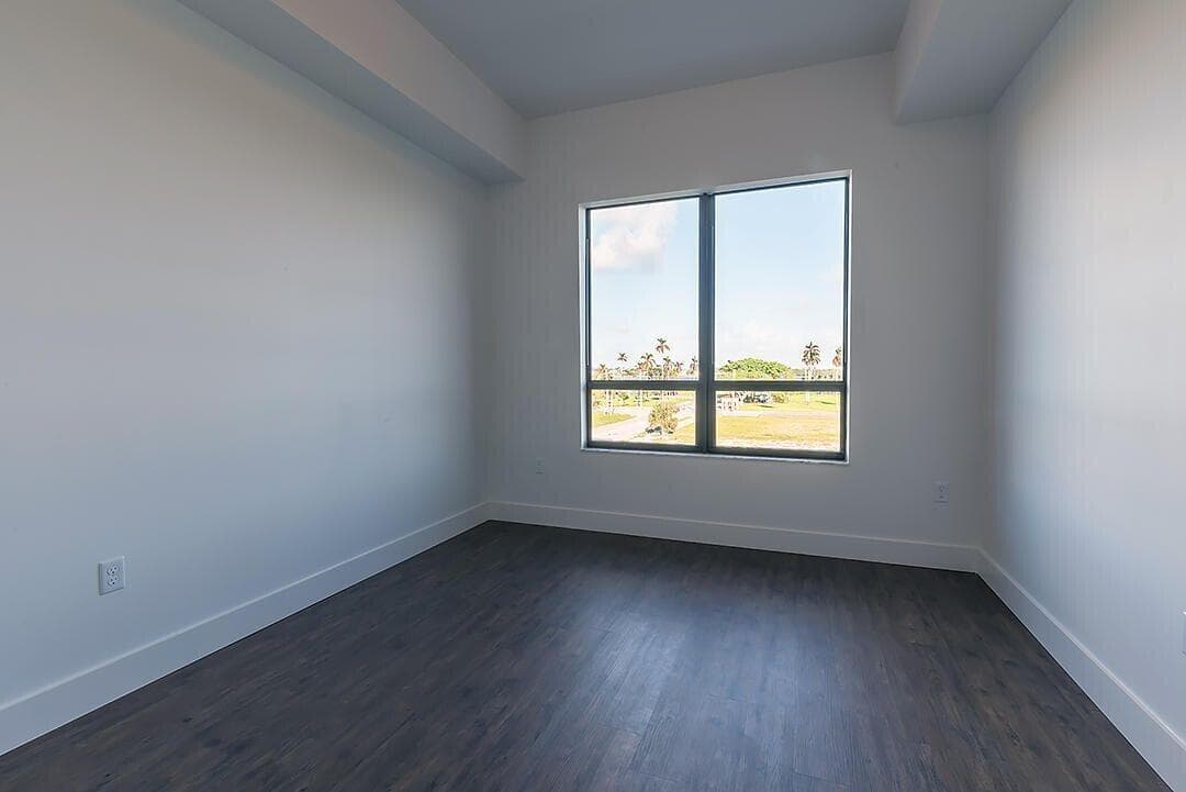 312 23rd Street 213, West Palm Beach, FL 33407 — photo 3 of 12