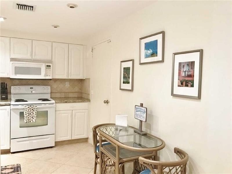4250 Galt Ocean Drive 15a, Fort Lauderdale, FL 33308 — photo 10 of 20