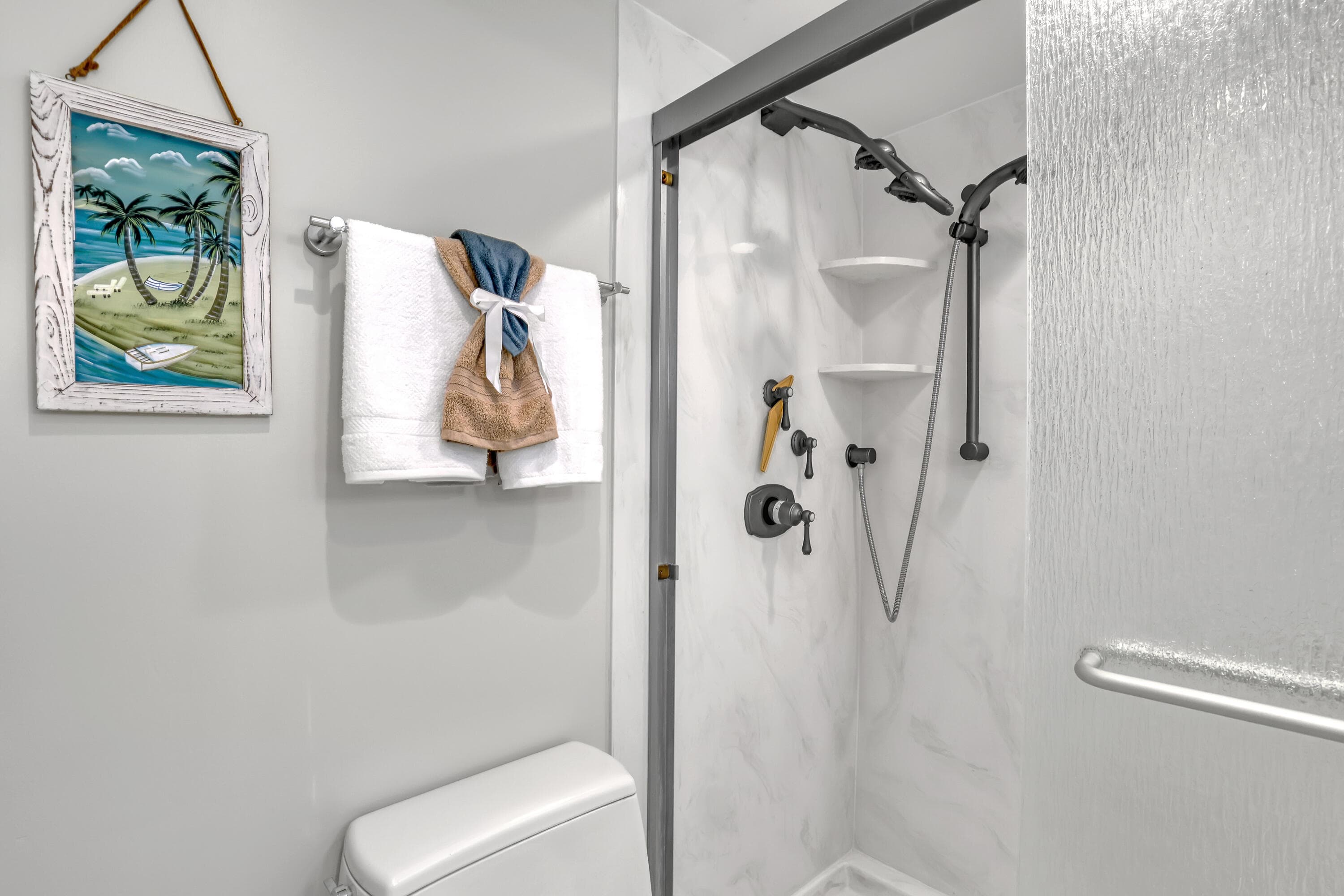 125 S Ocean Avenue 304, Palm Beach Shores, FL 33404 — photo 12 of 32