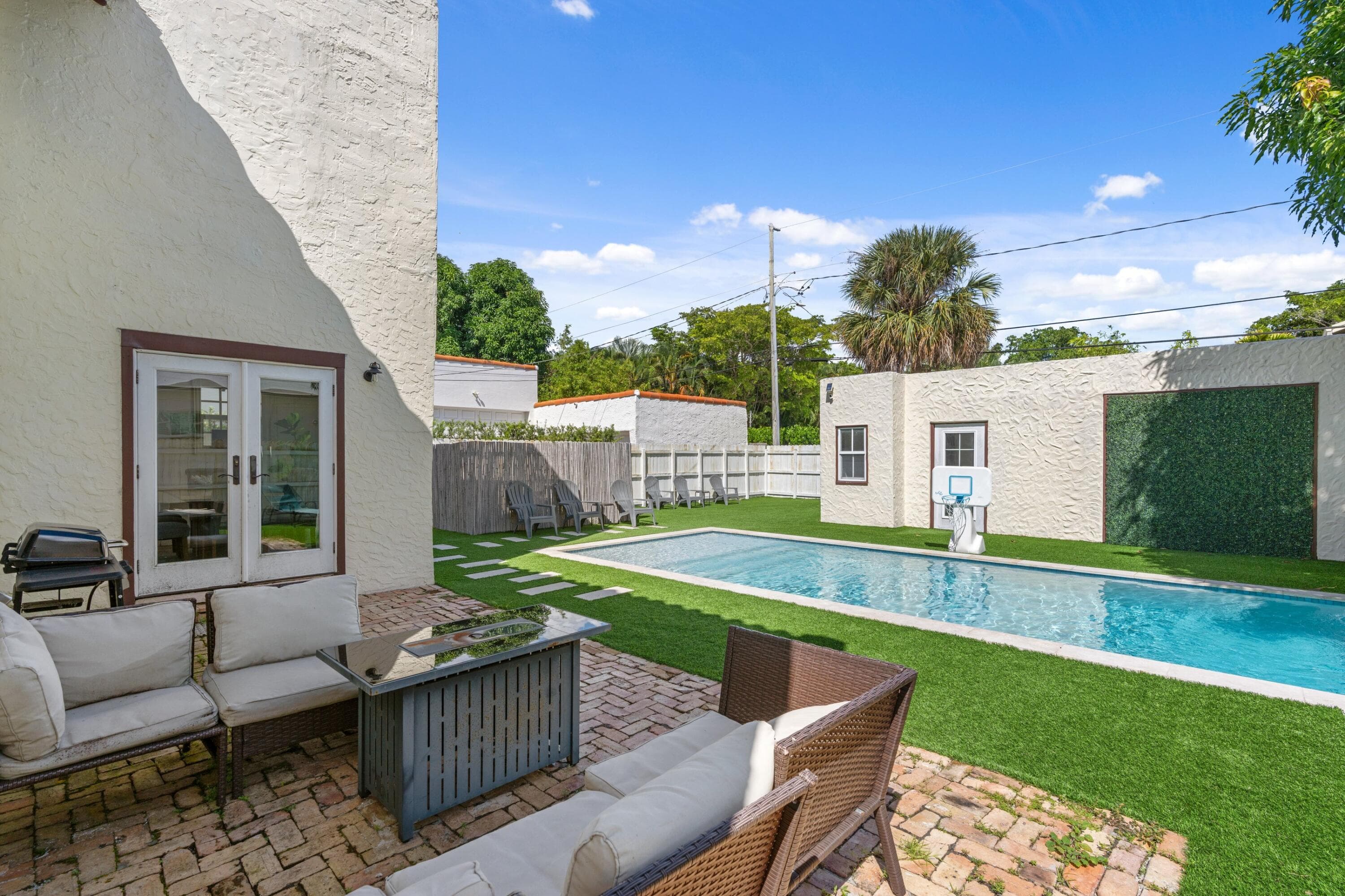 419 30th Street, West Palm Beach, FL 33407 — photo 14 of 33