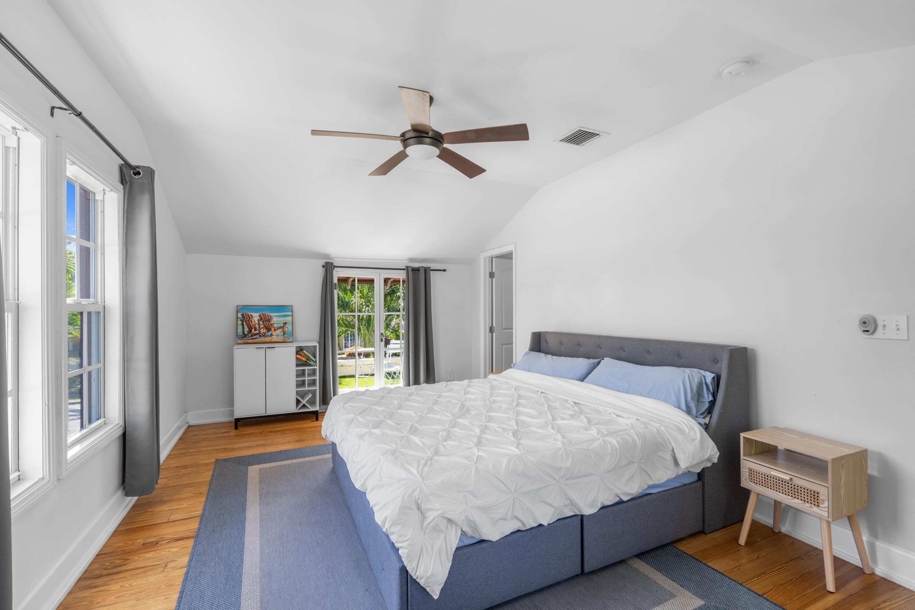 419 30th Street, West Palm Beach, FL 33407 — photo 11 of 33