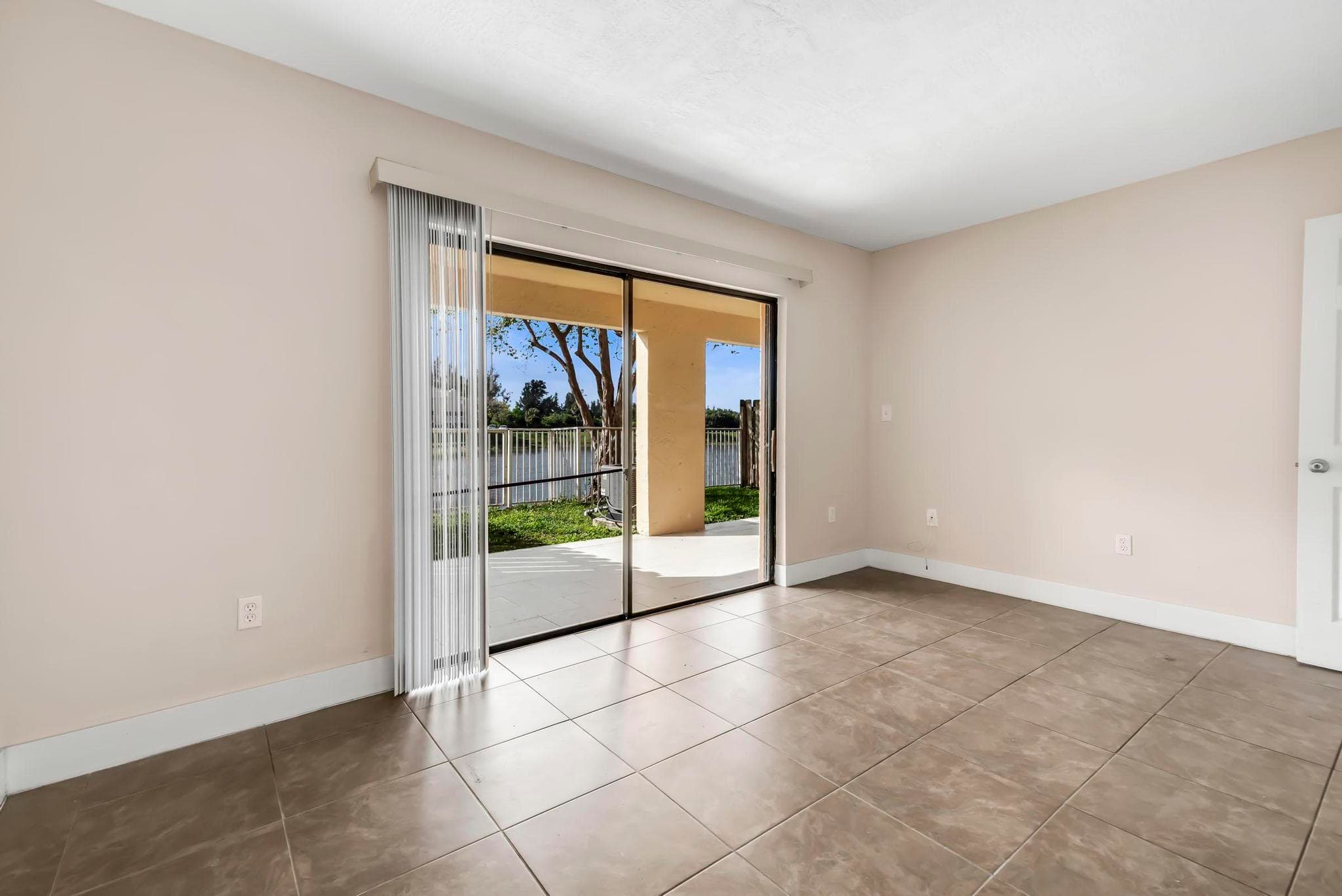 5200 NW 31st Avenue 141, Fort Lauderdale, FL 33309 — photo 12 of 33