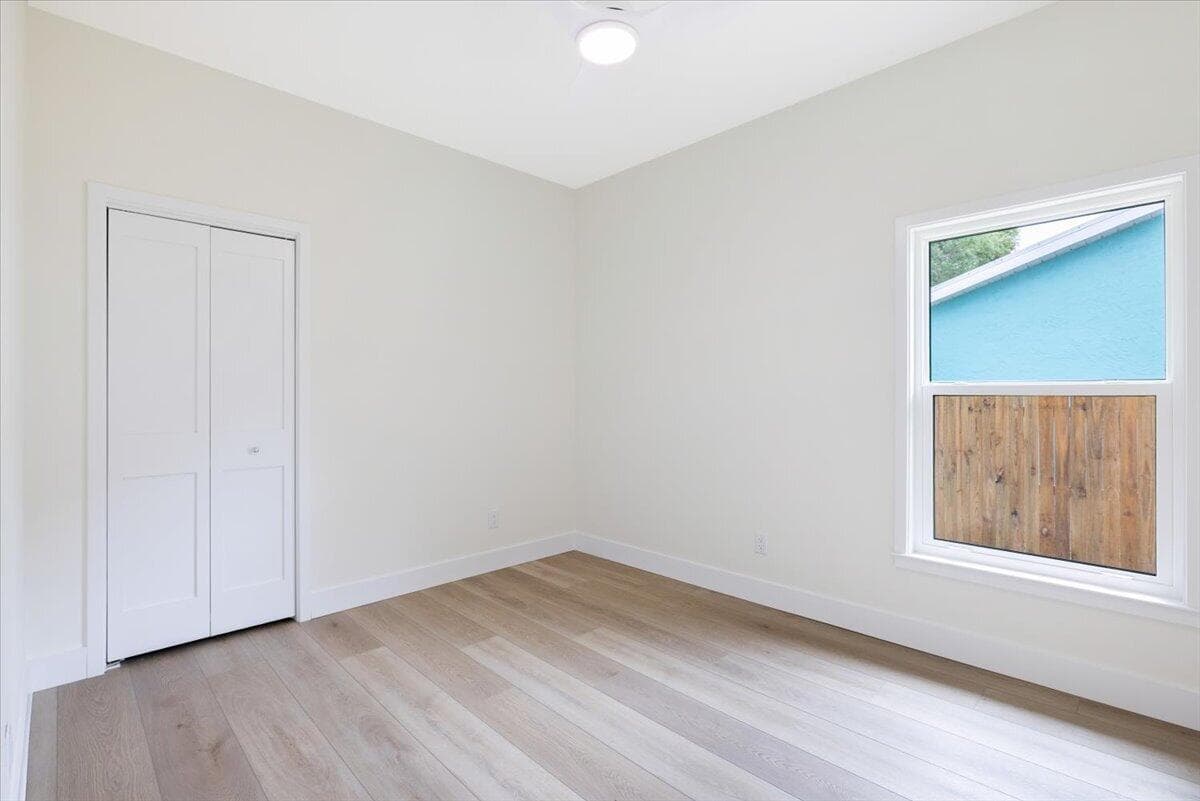 2376 28th Avenue SW, Vero Beach, FL 32968 — photo 23 of 43