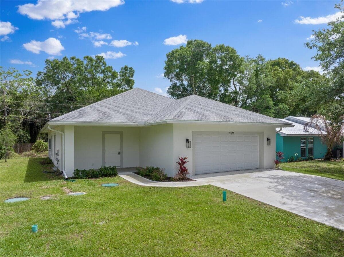 2376 28th Avenue SW, Vero Beach, FL 32968 — photo 39 of 43