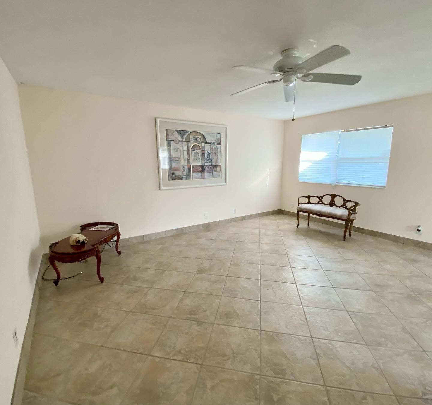 568 Brittany L, Delray Beach, FL 33446 — photo 2 of 9