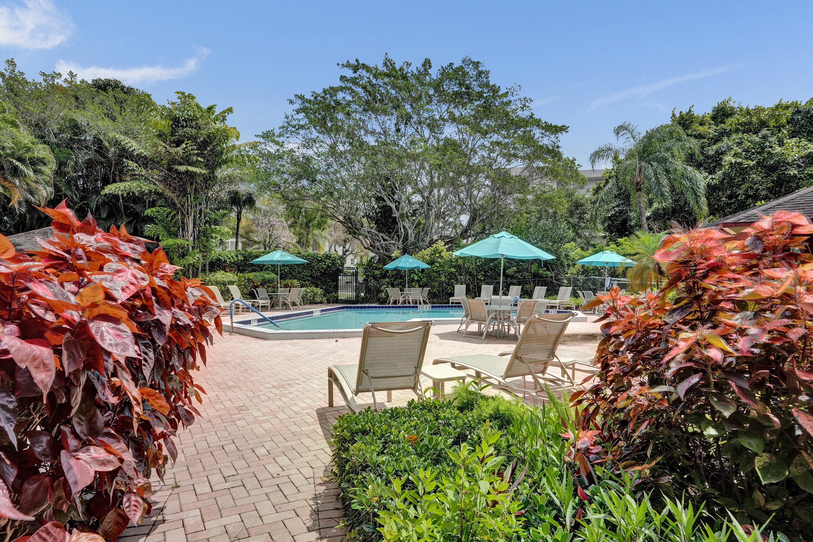 2850 N Palm Aire Drive 401, Pompano Beach, FL 33069 — photo 3 of 46